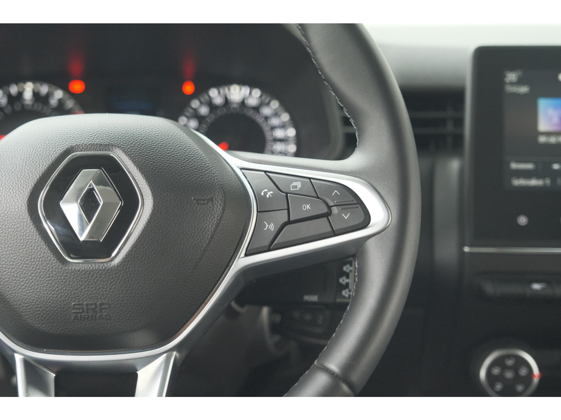 Renault Clio TCe 90 Equilibre | Parkeersensoren | Apple Carplay | Cruise Control