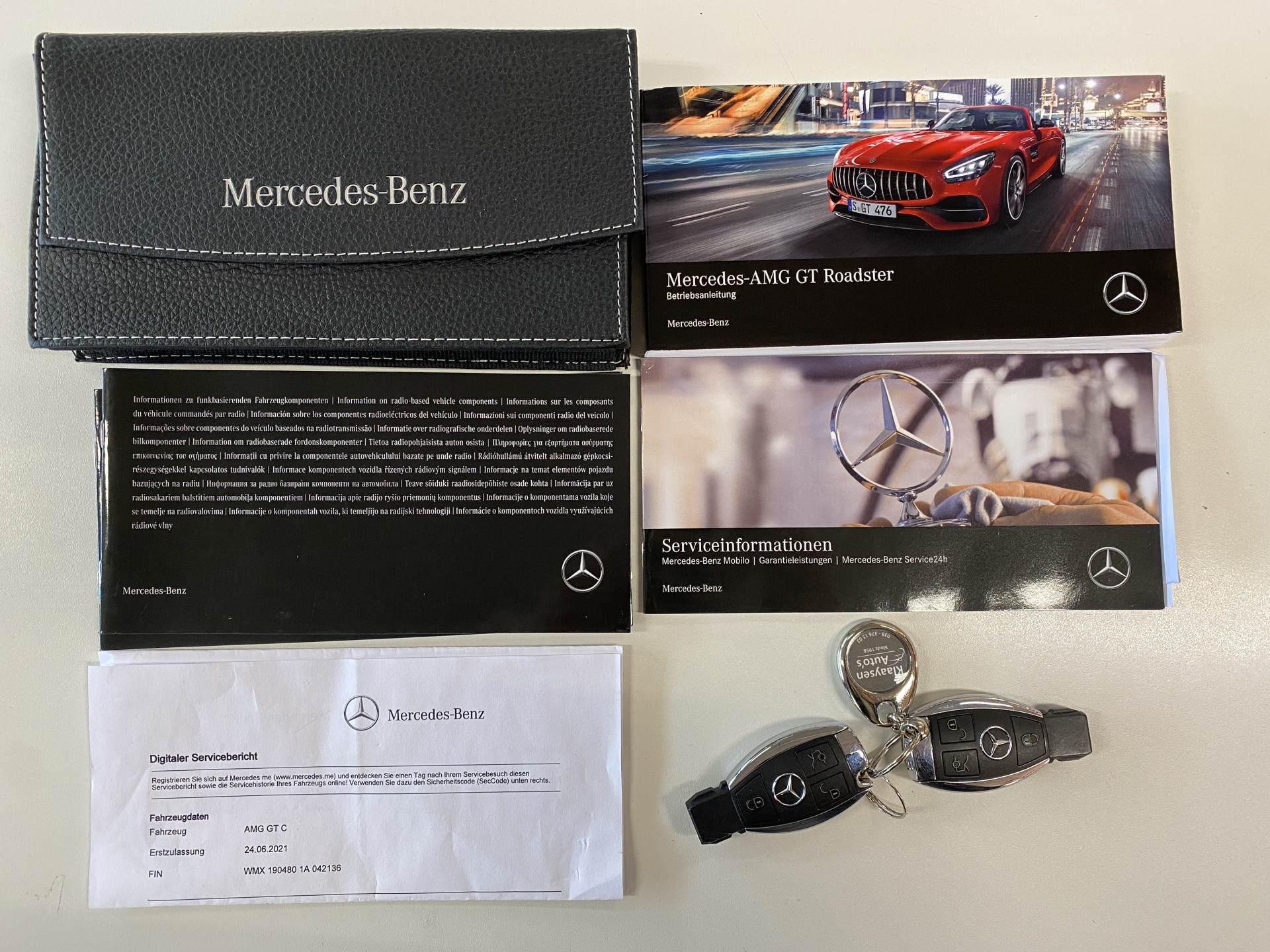 Mercedes-Benz AMG GT C Roadster 4.0 Premium V8 577 pk AUT. | dealer onderhouden | achteras besturing | memory stoel | adaptieve cruise | 360 camera