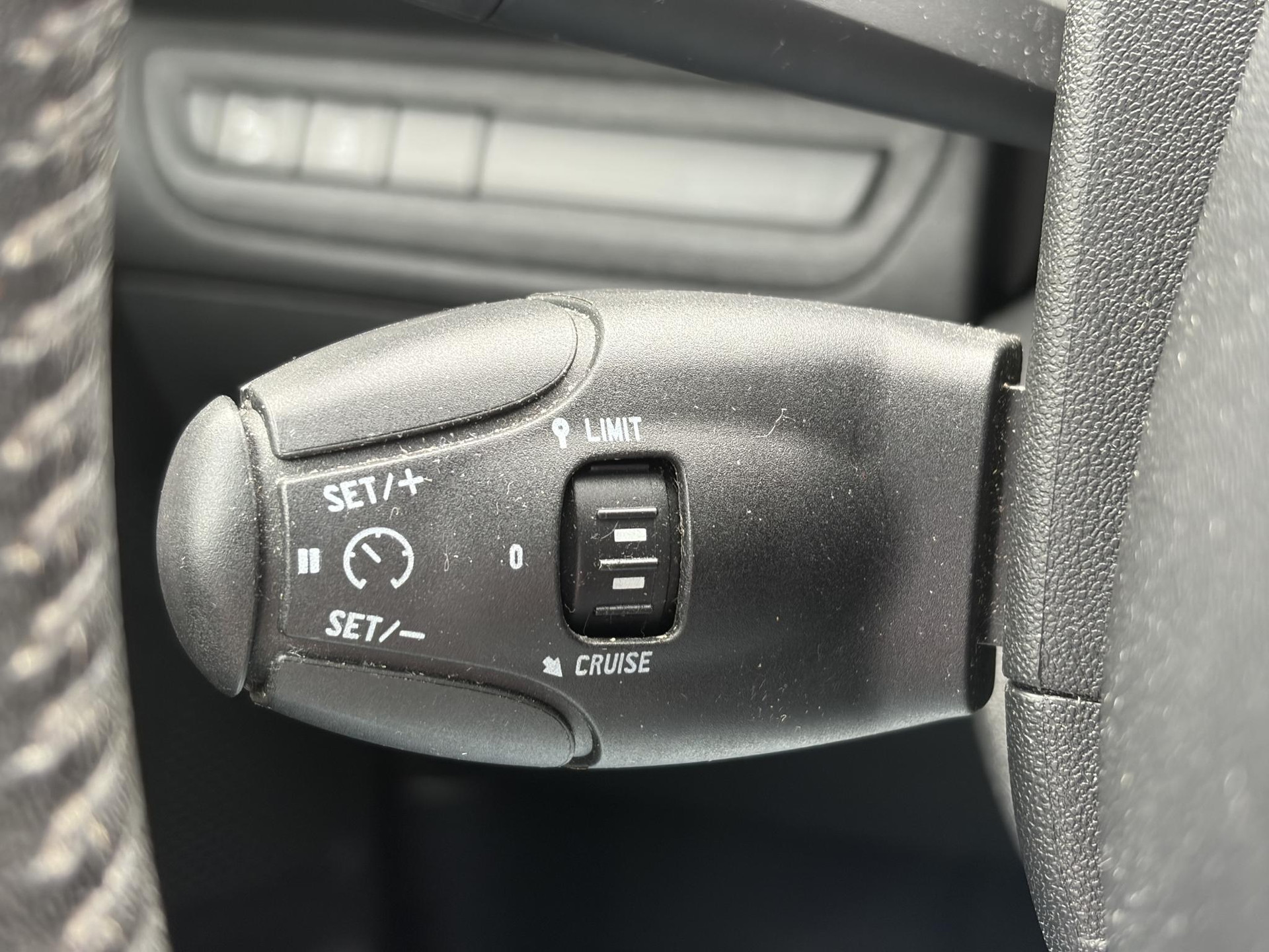 Peugeot 2008 1.2 PureTech Blue Lion 2e Eigenaar,Navi,Trekhaak,Airco,Cruise,Pdc,N.A.P,Weinig km,Zeer Zuinig,Apk tot 03-2027