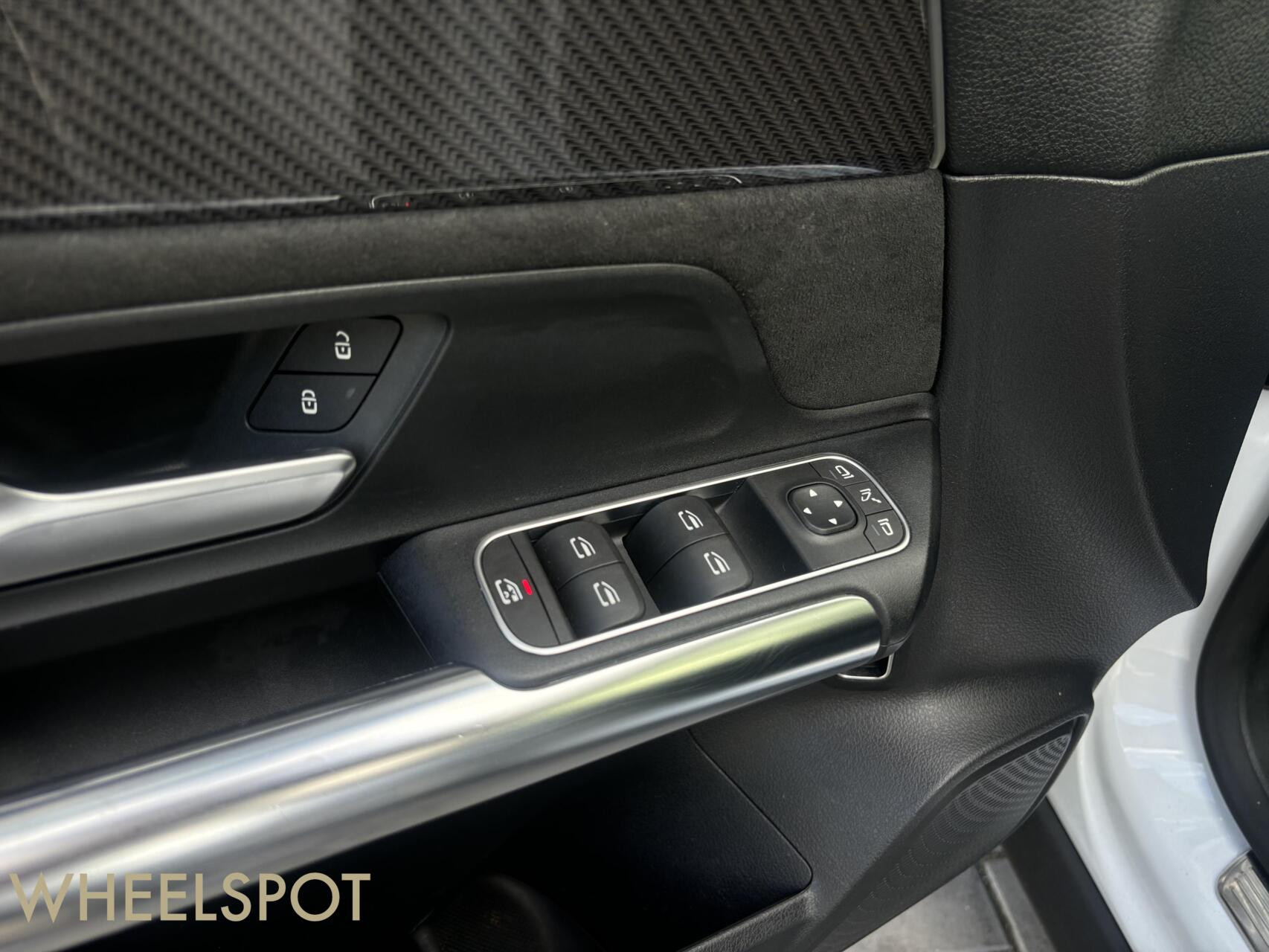 Mercedes GLA-klasse 250 e AMG|Pano|Sfeer|CarPlay|Stoelverwar