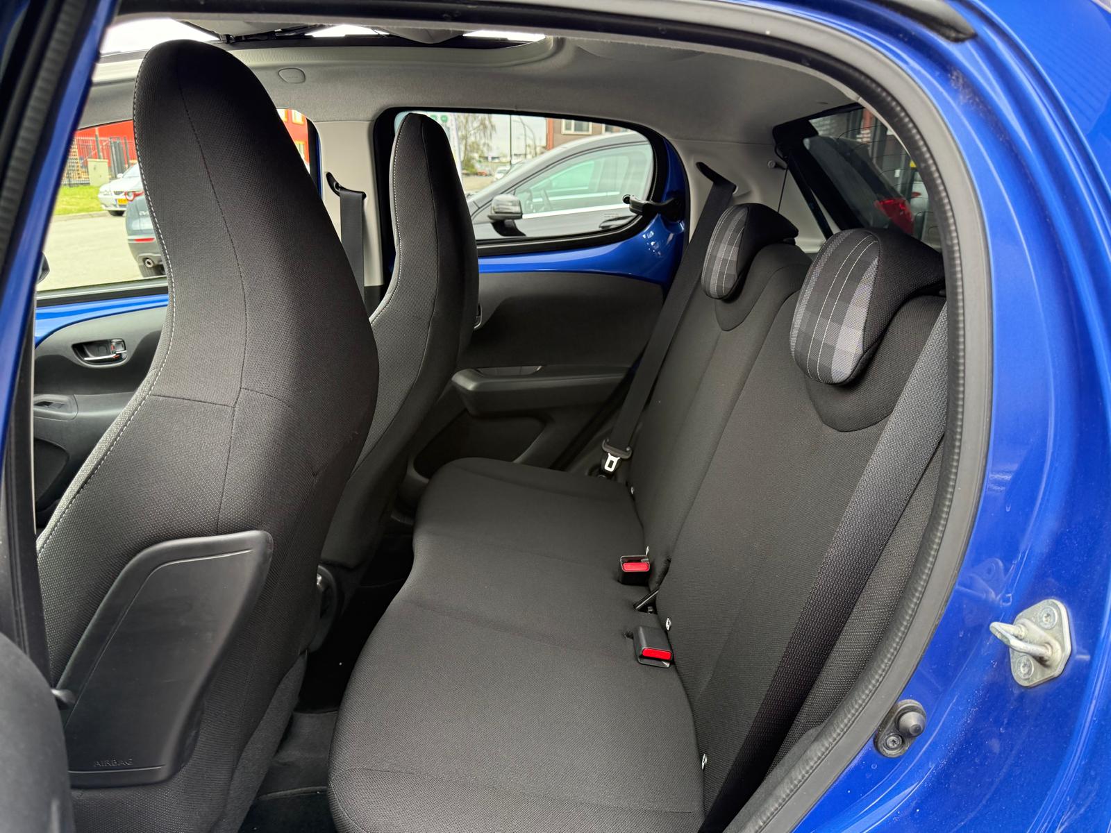 Peugeot 108 1.0 e-VTi Allure TOP! | 2E EIGENAAR | 3/6/12MND GARANTIE| NAVI | CARPLAY | CLIMA | LMV |