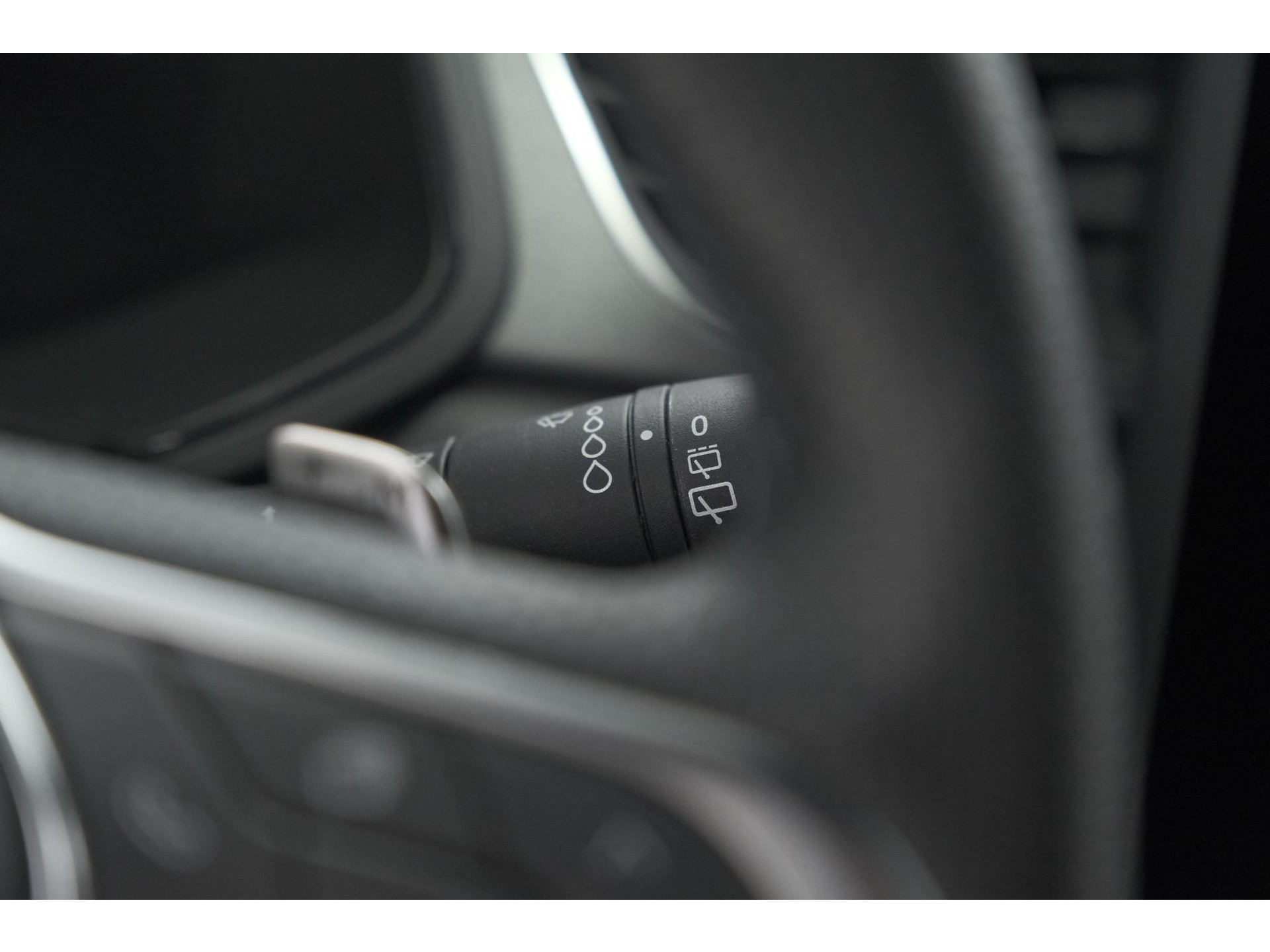 Renault Captur Mild Hybrid 160 EDC Techno | Pack Winter | Camera | Adaptieve Cruise Control | Apple Carplay