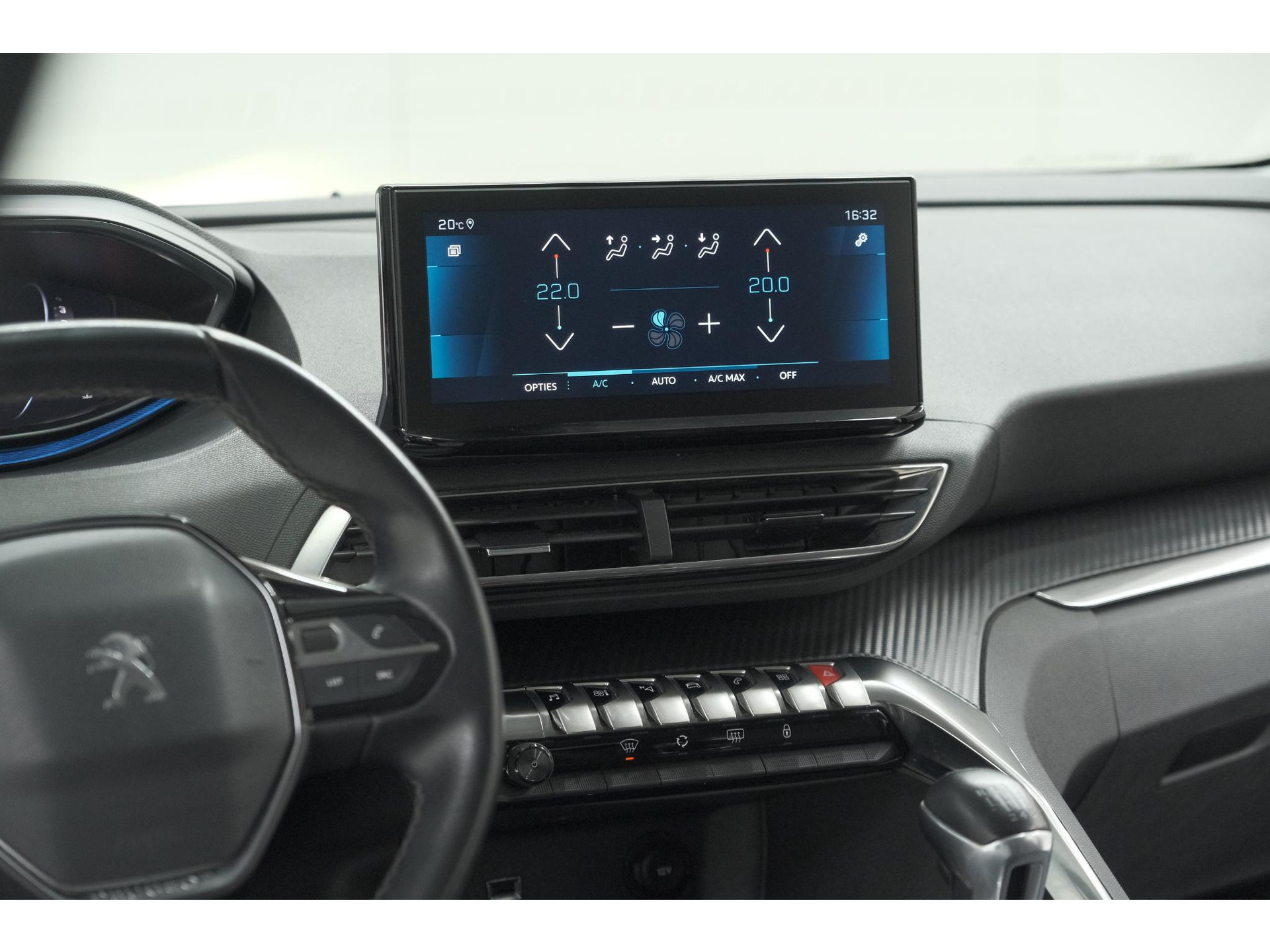 Peugeot 3008 PureTech 130 Allure | Trekhaak | Camera | Dodehoekdetectie | Navigatie