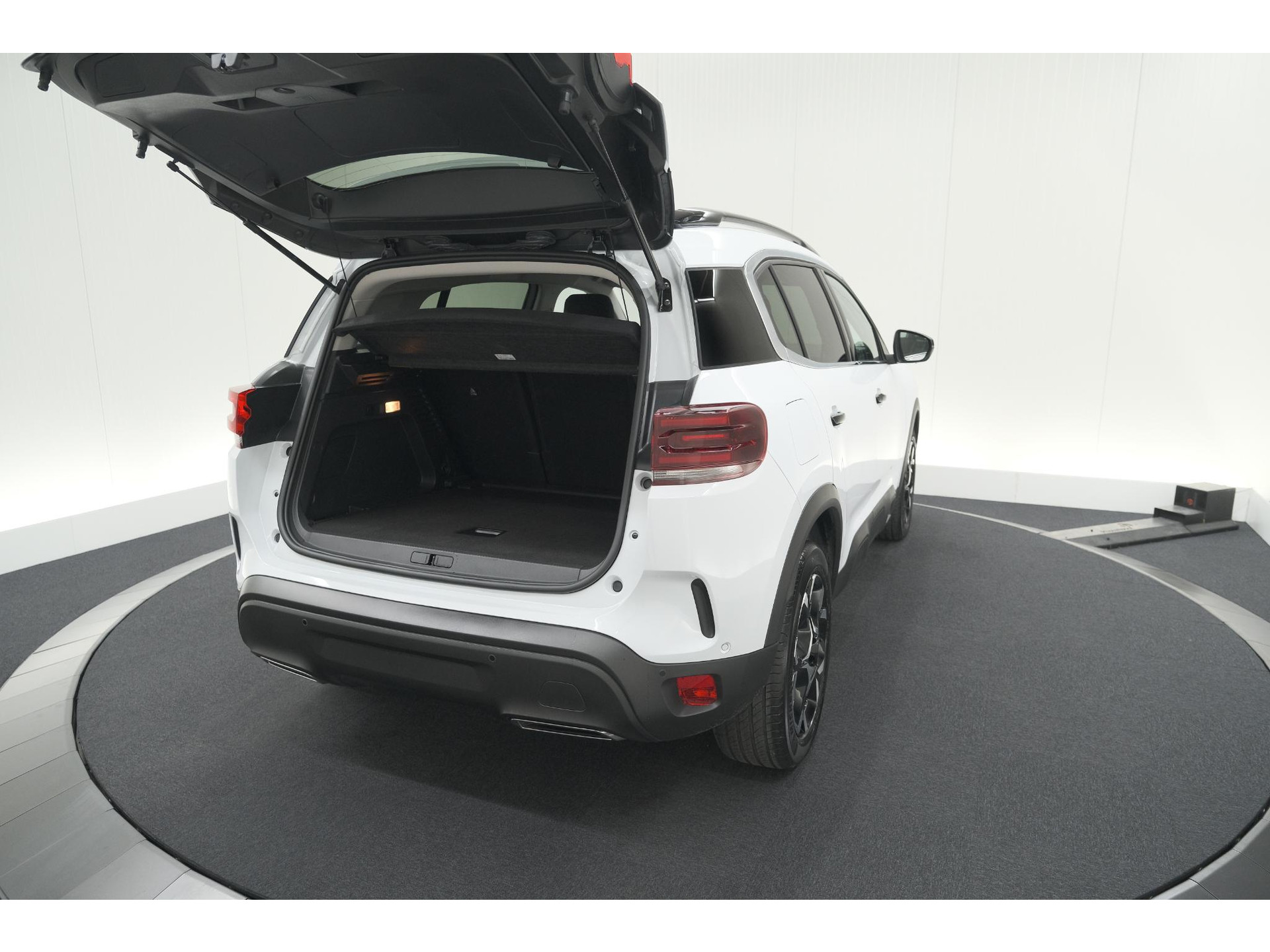 Citroen C5 Aircross 1.2 Hybrid 145pk Max | Camera | Adaptieve Cruise Control | Dodehoekdetectie