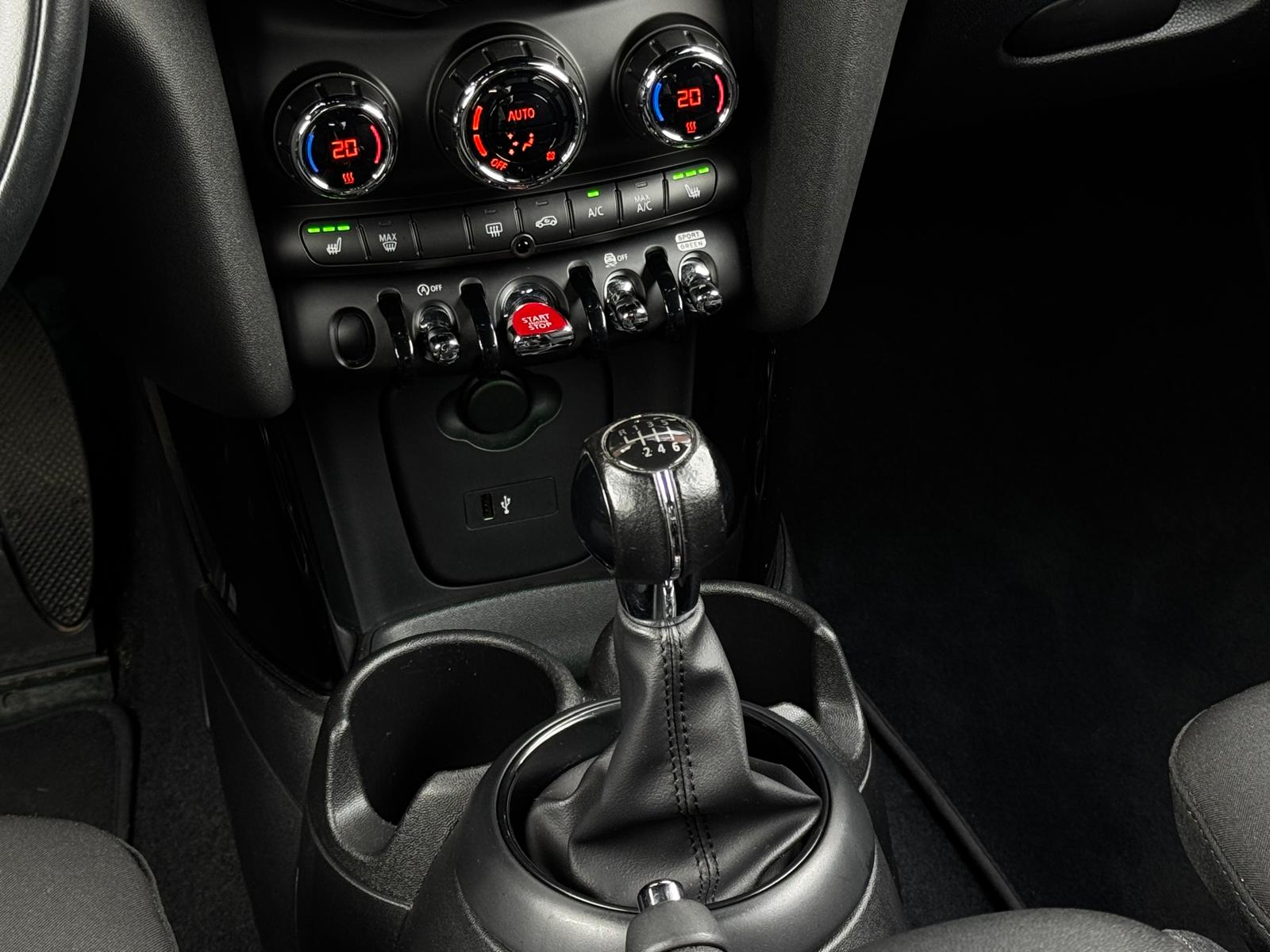 MINI 3-Deurs 1.5 Cooper 136PK Chili Apple-Carplay Leer LED