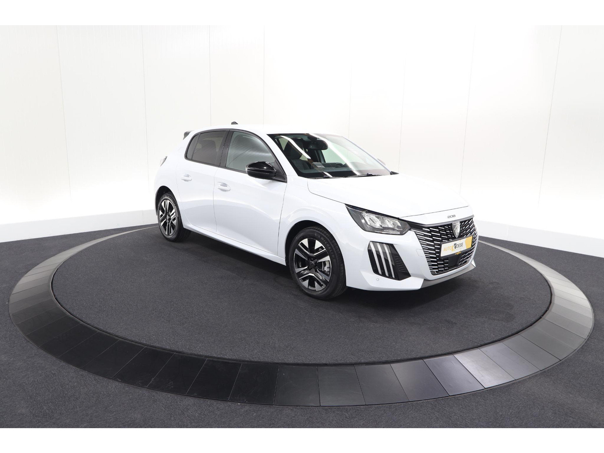 Peugeot 208 1.2 Hybrid 110 e-DCS6 Allure | Climate Control | Apple Carplay | Parkeersensoren