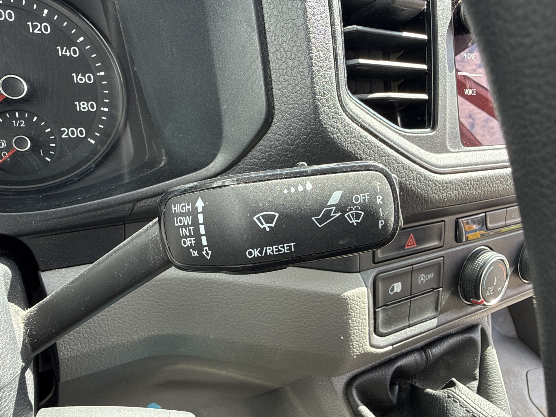 Volkswagen Crafter 2.0 TDI 140PK L3H3 Camera Airco Carplay Parkeersensoren Euro 6