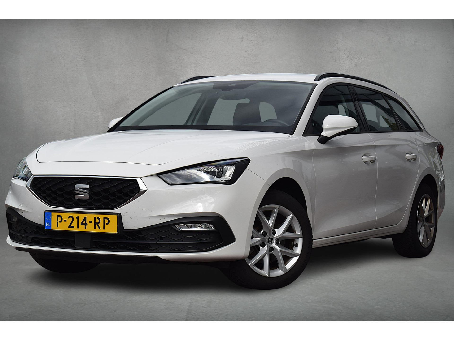 SEAT Leon Sportstourer 1.0 TSI Style | Apple CarPlay | Sportstoelen | Cruise | Climate