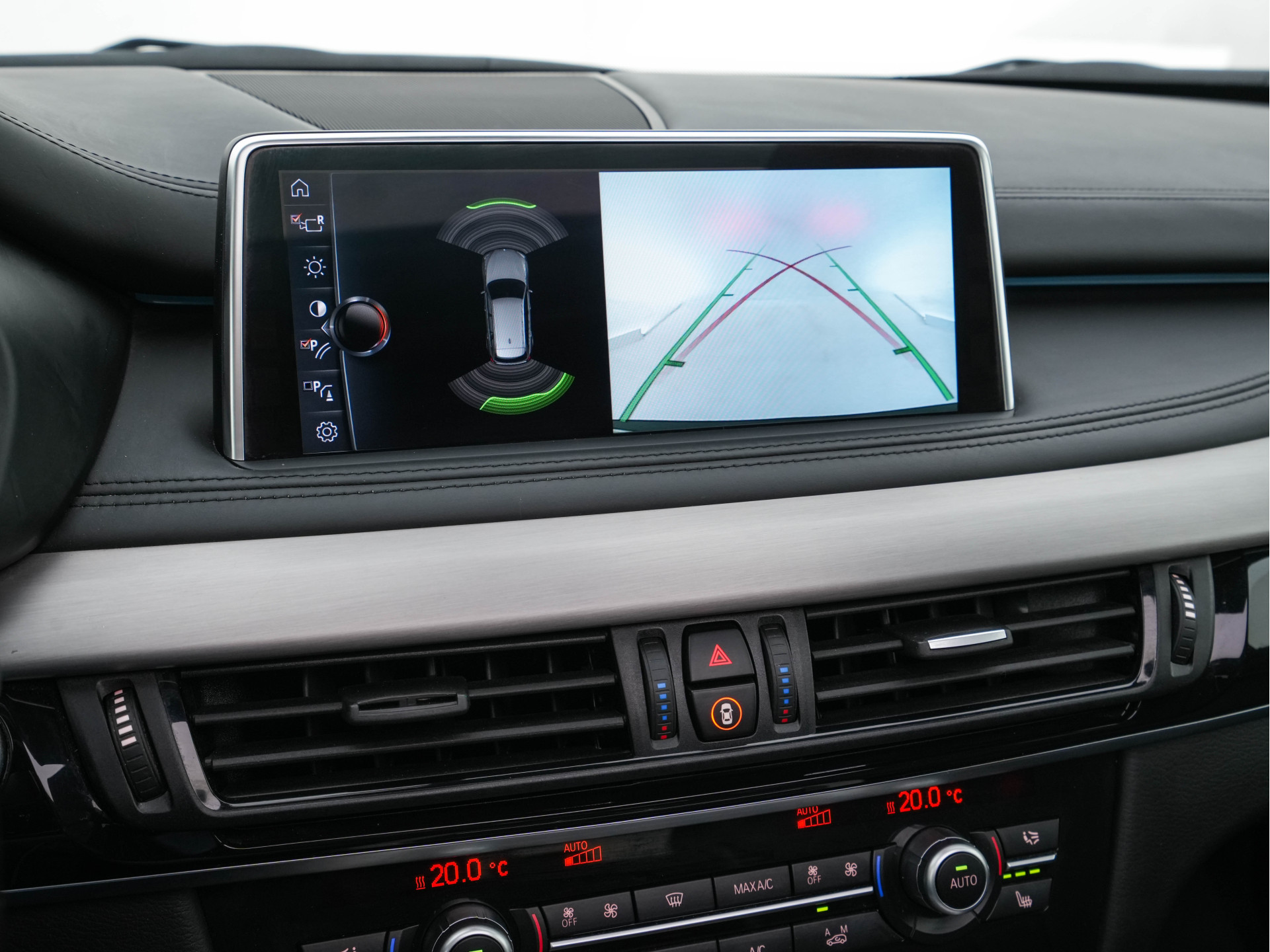 BMW X5 xDrive30d High Executive M-Sportpack Aut. *PANO | LUXURY-LEATHER | FULL-LED | HARMAN/KARDON-SURROUND | HEAD-UP | MEMORY-PACK | DIGI-COCKPIT | KEYLESS | CAMERA | NAVI-FULLMAP | AMBIENT-LIGHT | HEATED-COMFORT-SEATS | SHIFT-PADDLES