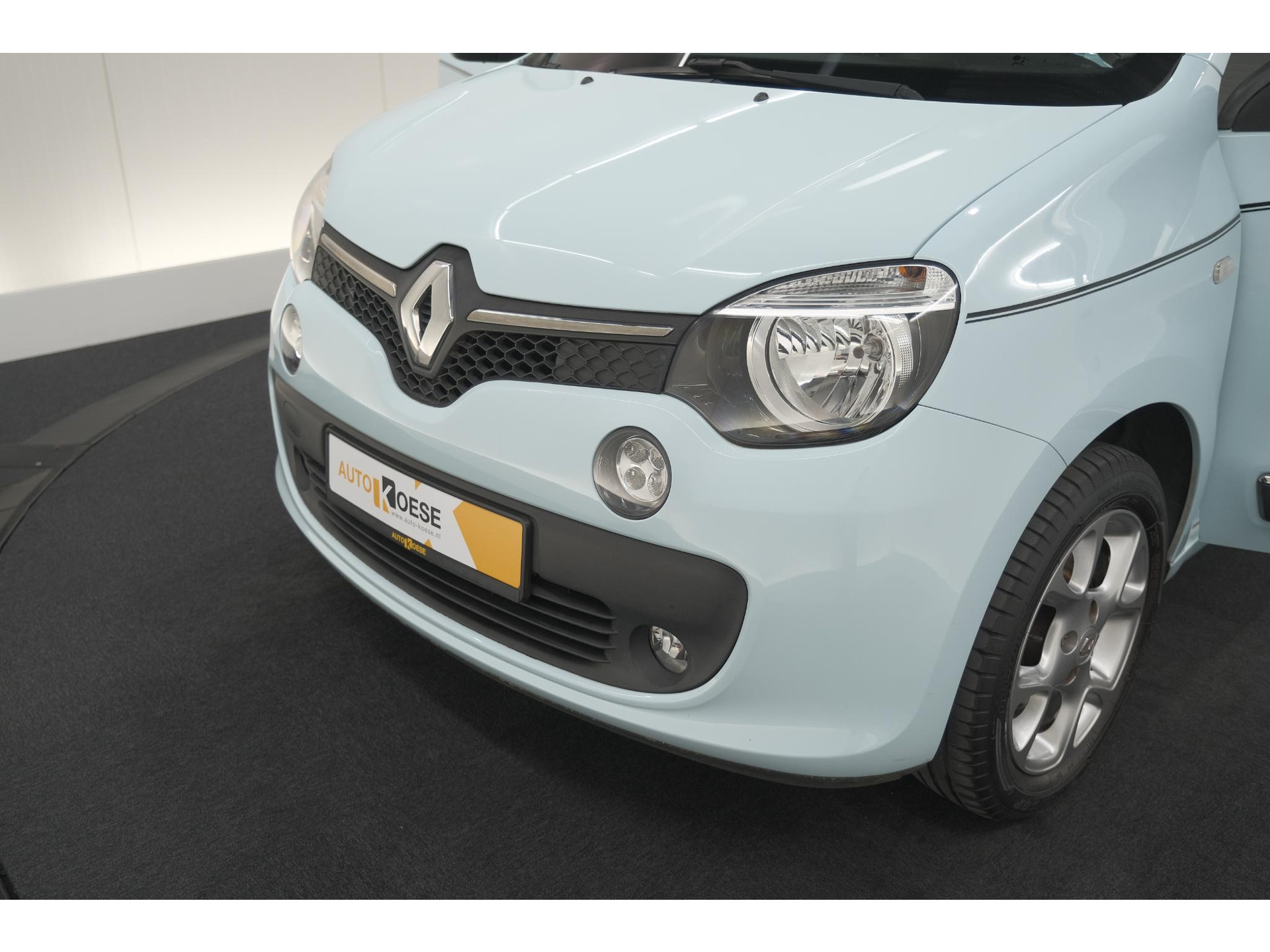 Renault Twingo 1.0 SCe Dynamique | Cruise control | LMV | Climate Control