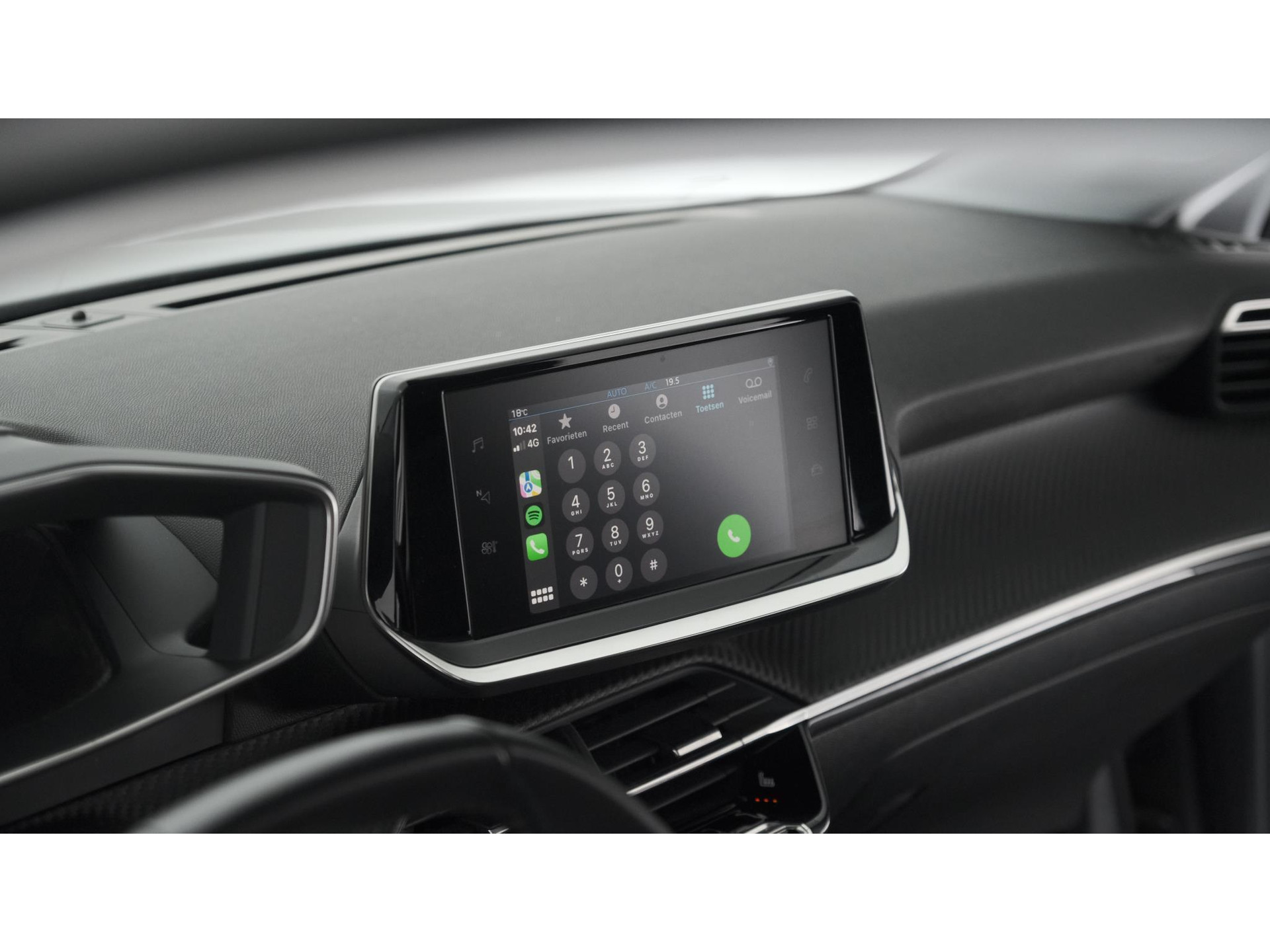 Peugeot 208 PureTech 100 EAT8 Allure | Parkeersensoren | Stoelverwarming | Apple Carplay | Climate Control