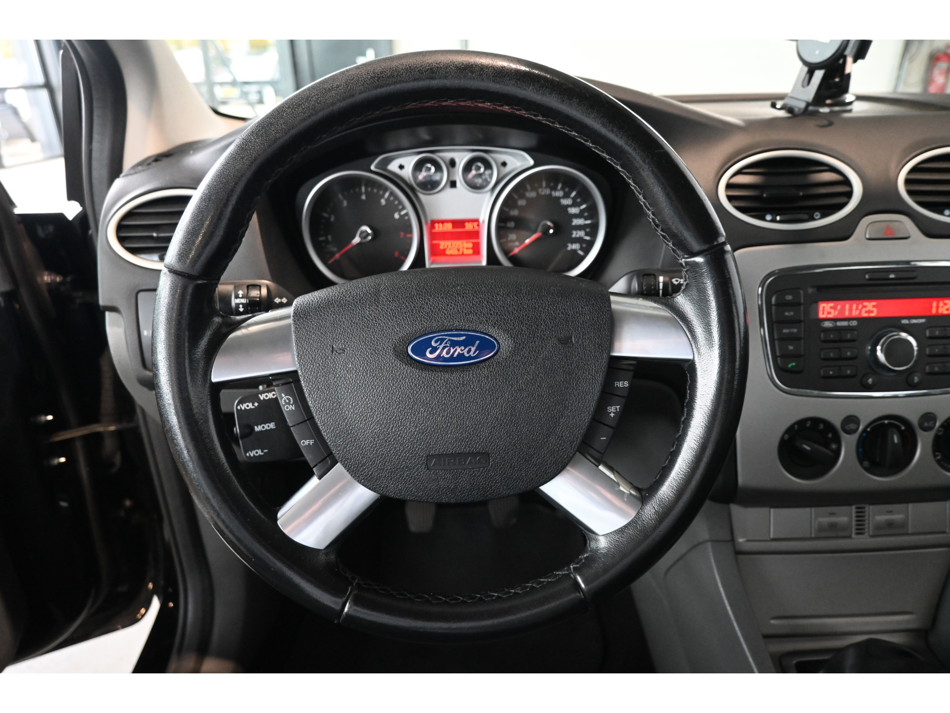 Ford Focus Wagon 1.6 Comfort Airco Cruise control Elektrisch pakket Rijklaarprijs! Inruil Mogelijk!