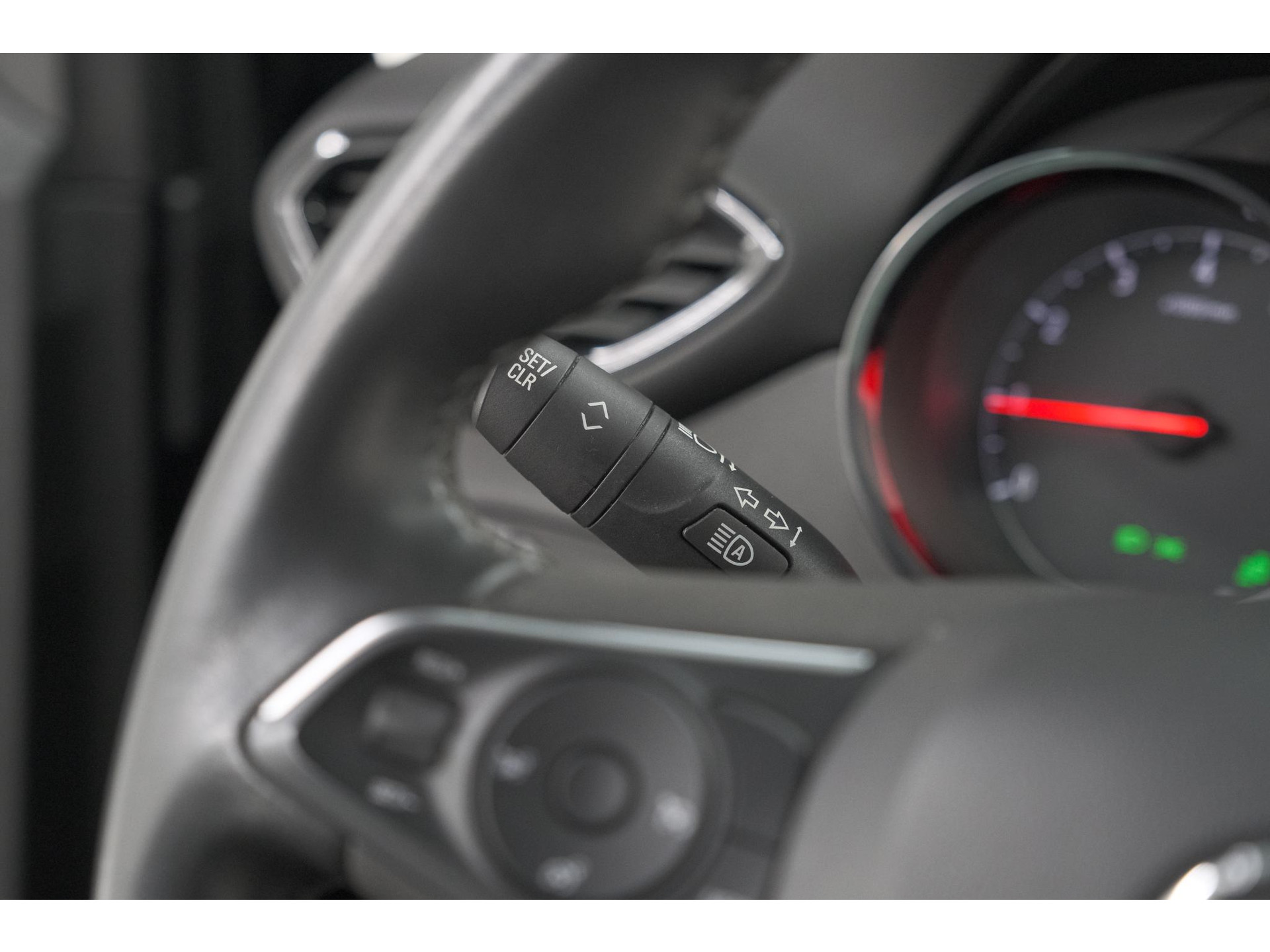 Opel Crossland 110 Turbo Business Elegance | Camera | Dodehoekdetectie | Navigatie | Apple Carplay