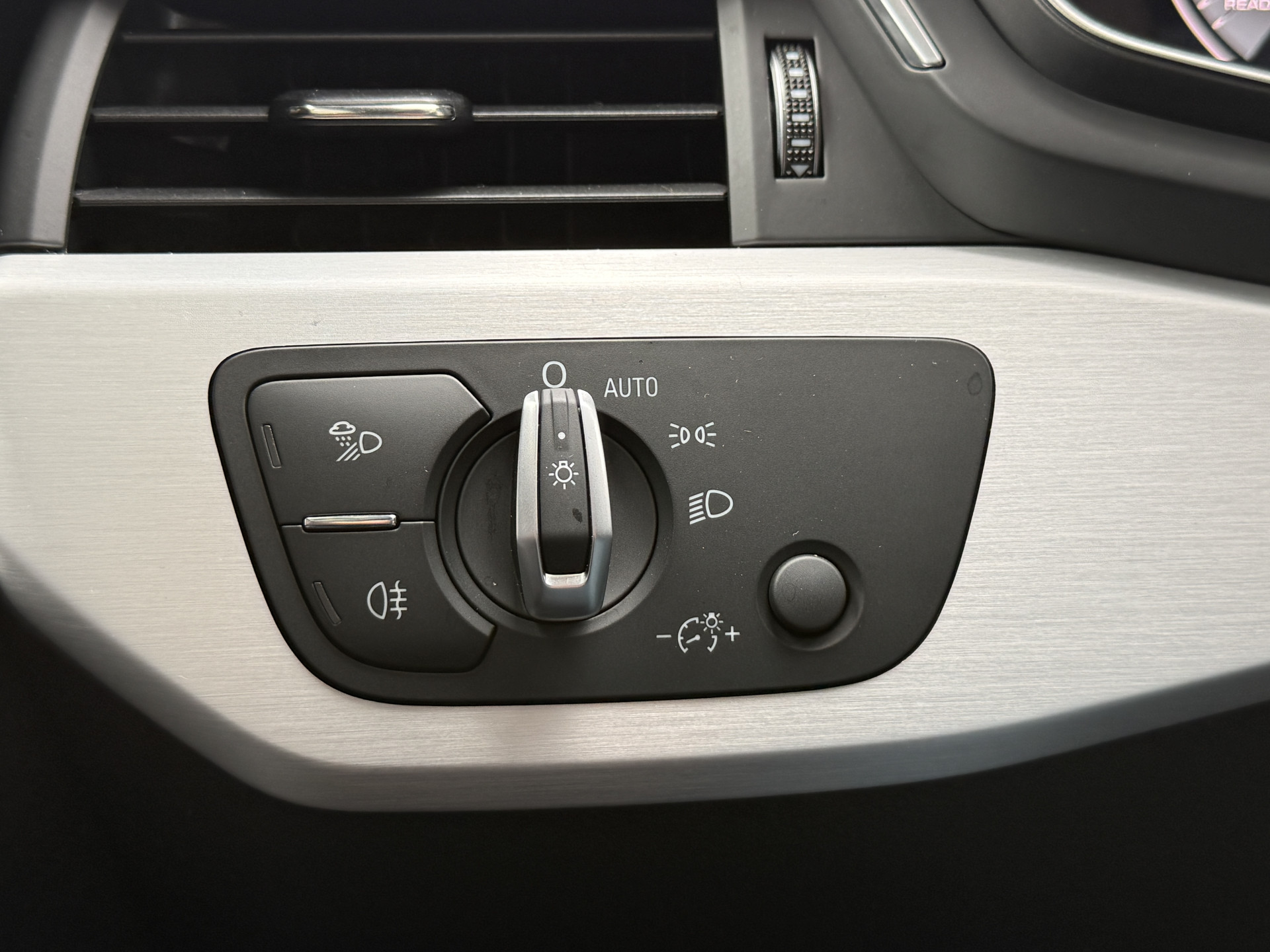 Audi A5 Sportback 35 TFSI S edition Competition | RS Stoelen | 2x S-Line | Apple Carplay