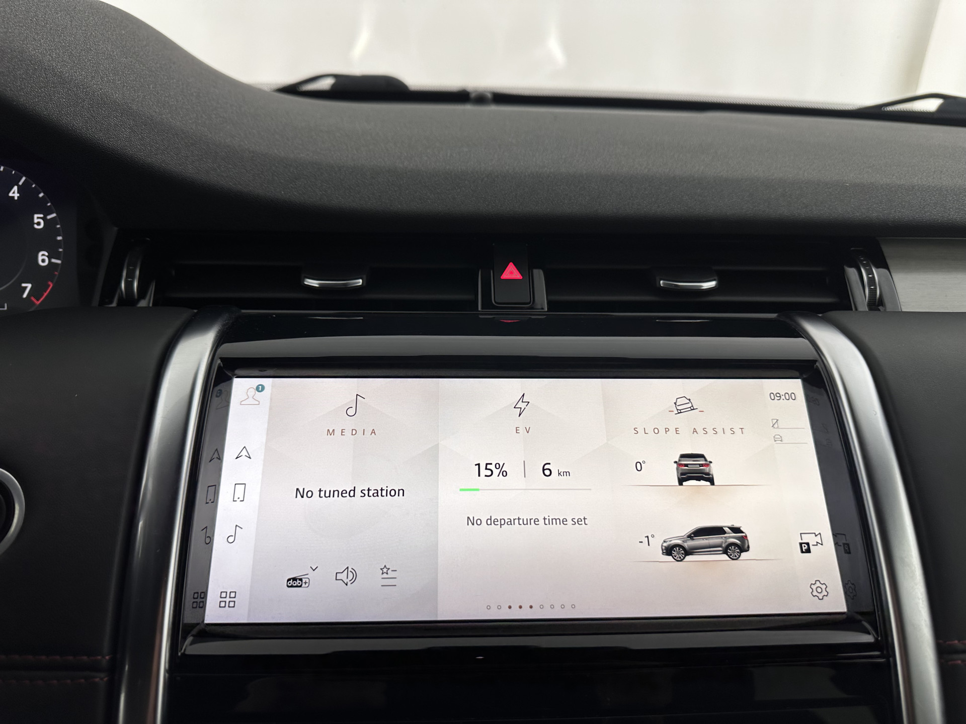 Land Rover Discovery Sport P300e 1.5 R-Dynamic HSE Black Exterior Pack AWD (Plug-in) (INCL-BTW) *LEATHER | FULL-LED | DIGI-COCKPIT | MERIDIAN-AUDIO | BLINDSPOT | KEYLESS | SHIFTPADDLES | PRIVACYGLASS | NAVI-FULLMAP | ECC | MEMORY-PACK | PDC | CRUISE | 20'