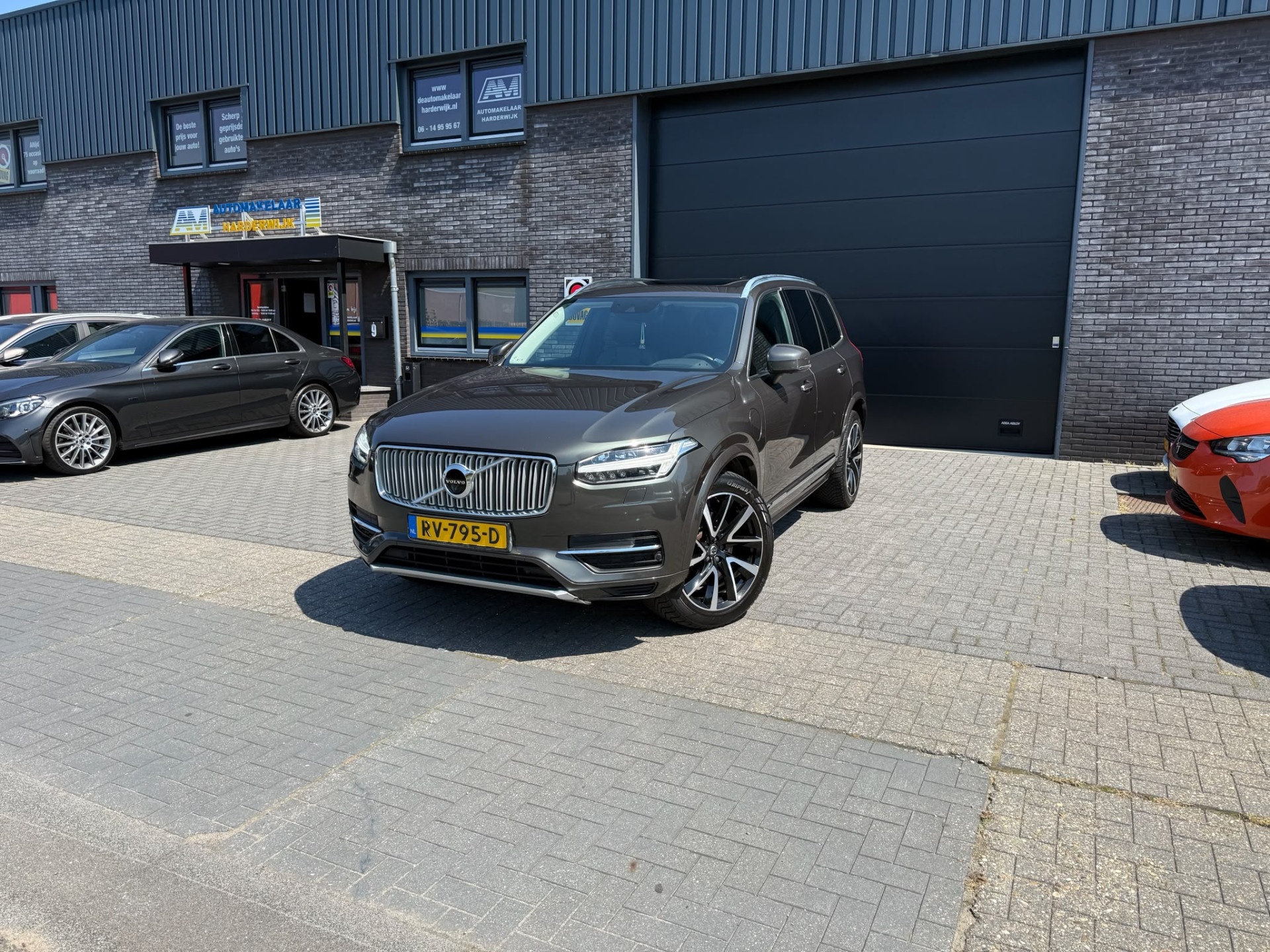 Volvo XC90 2.0 T8 Twin Engine AWD Inscription |3/6/12MND GARANTIE| NIEUWE APK |  7 PERS |  PANO DAK | LEDER | PANO DAK | CRUISE |