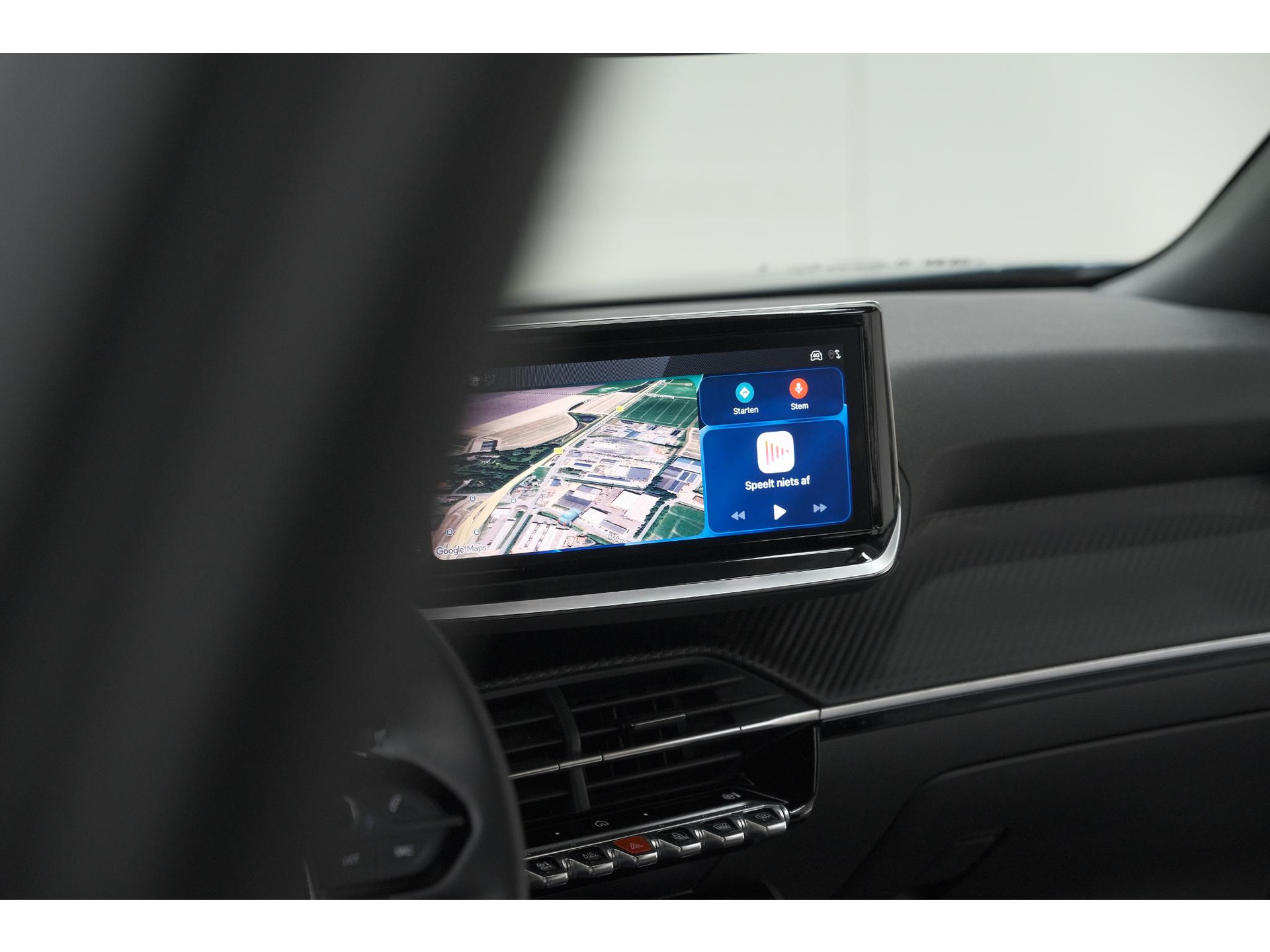 Peugeot e-2008 EV Allure Avantage 54 kWh | 11 KW Laadfunctie | Parkeersensoren | Apple Carplay