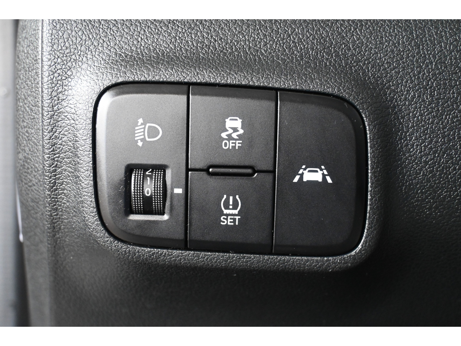 Hyundai i10 1.0 Comfort Airco Carplay Cruise Control LED 1e Eigenaar Rijklaarprijs! Inruil Mogelijk!