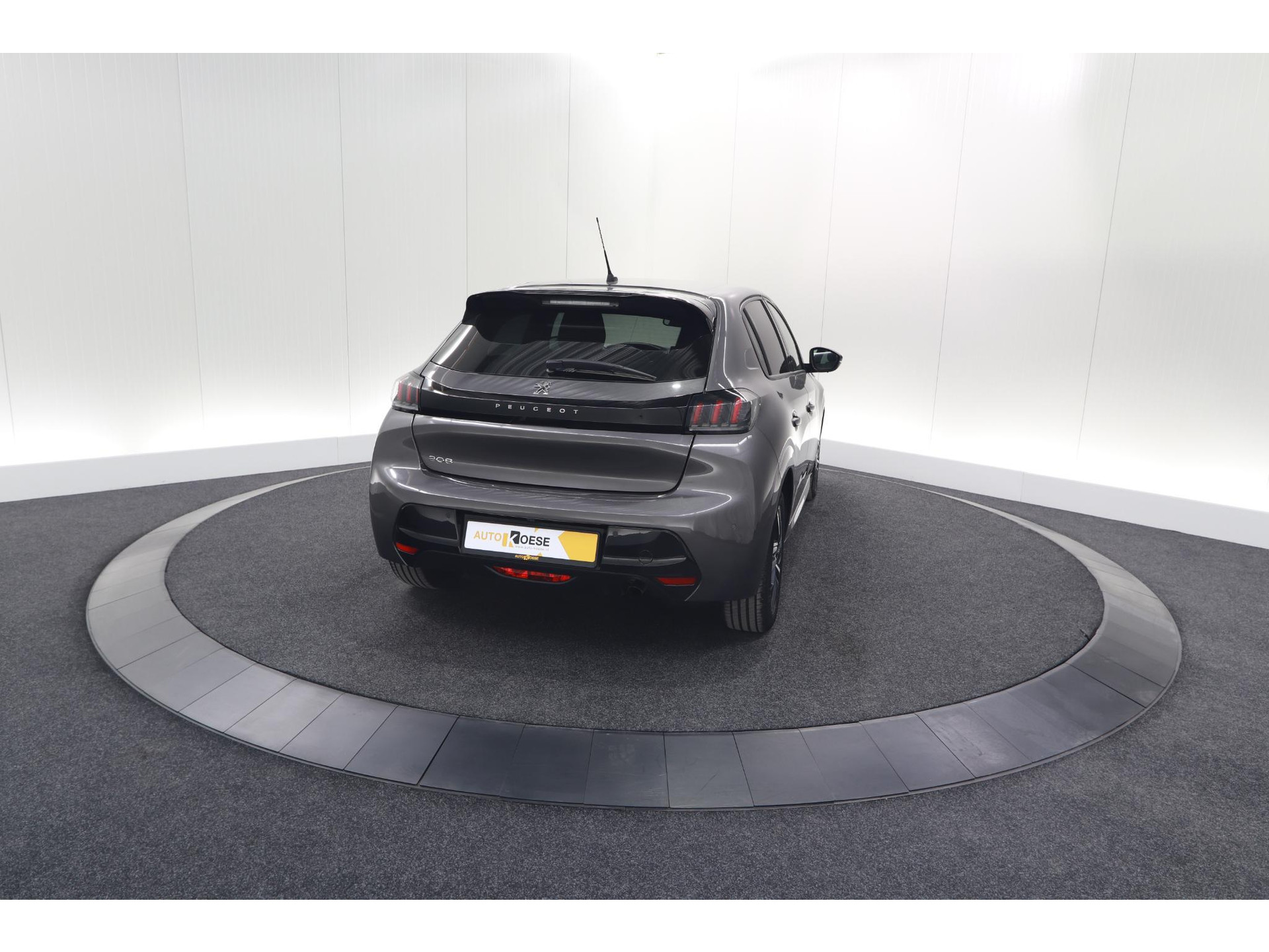 Peugeot 208 PureTech 100 EAT8 Allure Pack | Camera | Apple Carplay | Parkeersensoren | Stoelverwarming