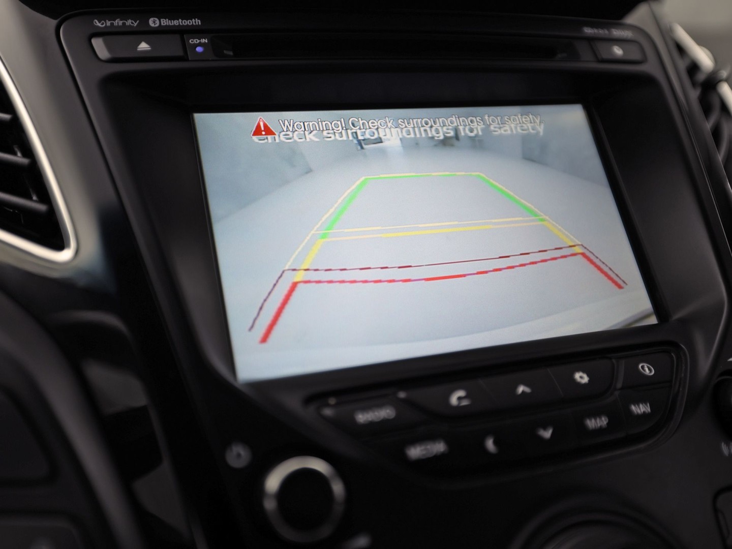 Hyundai i40 Wagon 2.0 GDI i-Catcher 177Pk Automaat (PANORAMADAK, NAVIGATIE, CAMERA, GETINT GLAS, STOELVERWARMING, ELEK SPORTSTOELEN, CRUISE, XENON, NIEUWSTAAT)