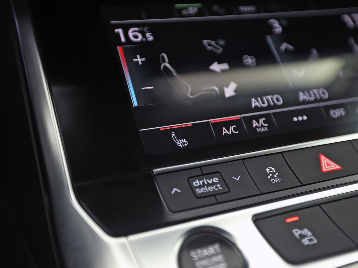 Audi A6 55 TFSI e quattro S-Line Competition 368Pk Automaat (2X S-LINE, APPLE CARPLAY, SPORTZETELS, NAPPA LEDER, MEMORY SEATS, CAMERA, ADAPTIVE CRUISE, ELEK ACHTERKLEP, STOELVERWARMING ACHTER, NIEUWSTAAT)