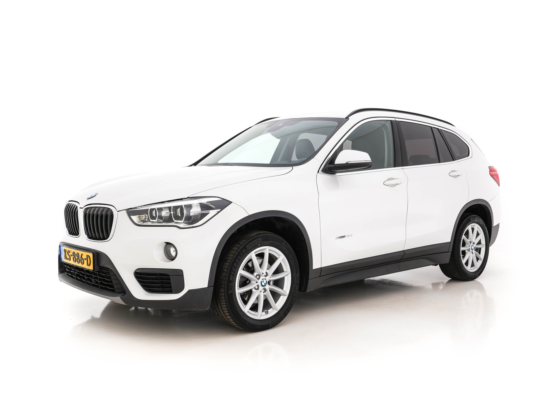 BMW X1 sDrive16d Centennial High Executive *LUXURY-LEATHER | NAVI-FULLMAP | HIFI-SOUND | FULL-LED | HEAD-UP | DAB | PRIVACY-GLASS | ECC | PDC | CRUISE | HEATED-COMFORTSEATS | TOWBAR | KEYLESS | 17"ALU*