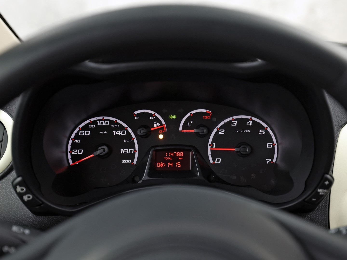 Ford Ka 1.2 Cool & Sound (AIRCO, ELEK RAMEN, SPORTSTOELEN, NIEUWE APK, NIEUWSTAAT)