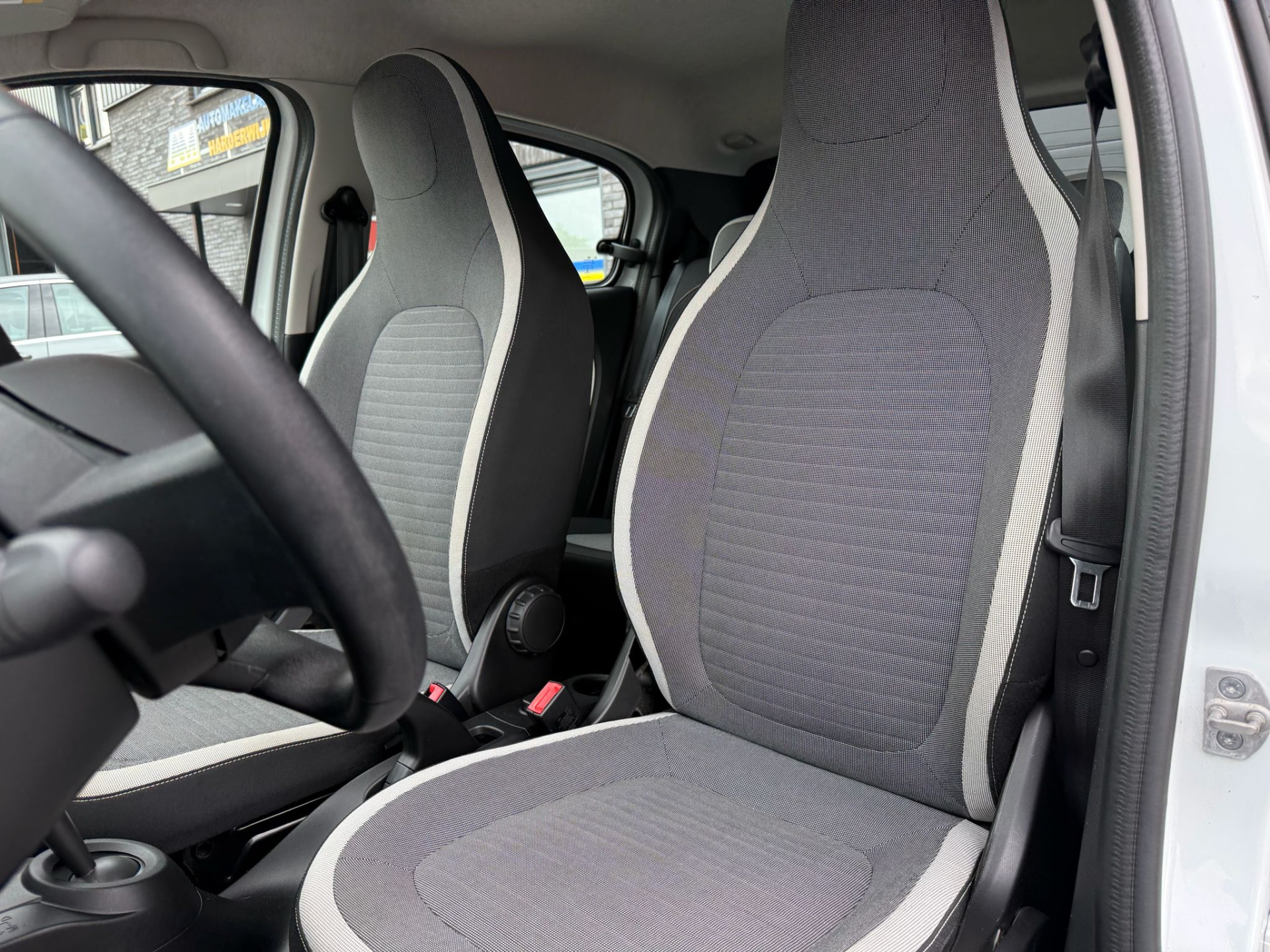 Renault Twingo 1.0 SCe Collection | 1E EIGENAAR | 3/6/12MND GARANTIE | AUTOMAAT | ELECRAMEN | BLUETOOTH | AIRCO