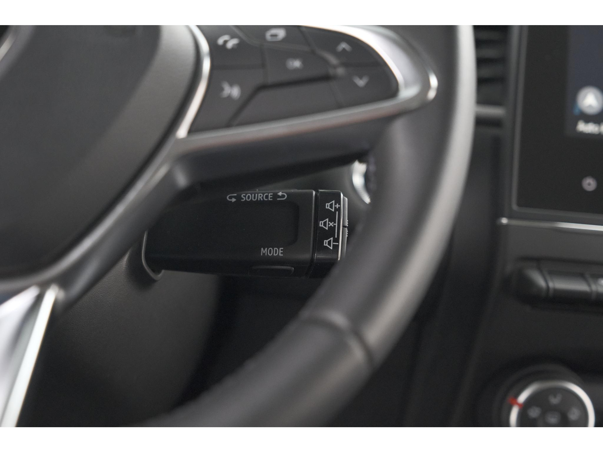 Renault Captur TCe 90 evolution | Navigatie | Apple Carplay | Parkeersensoren