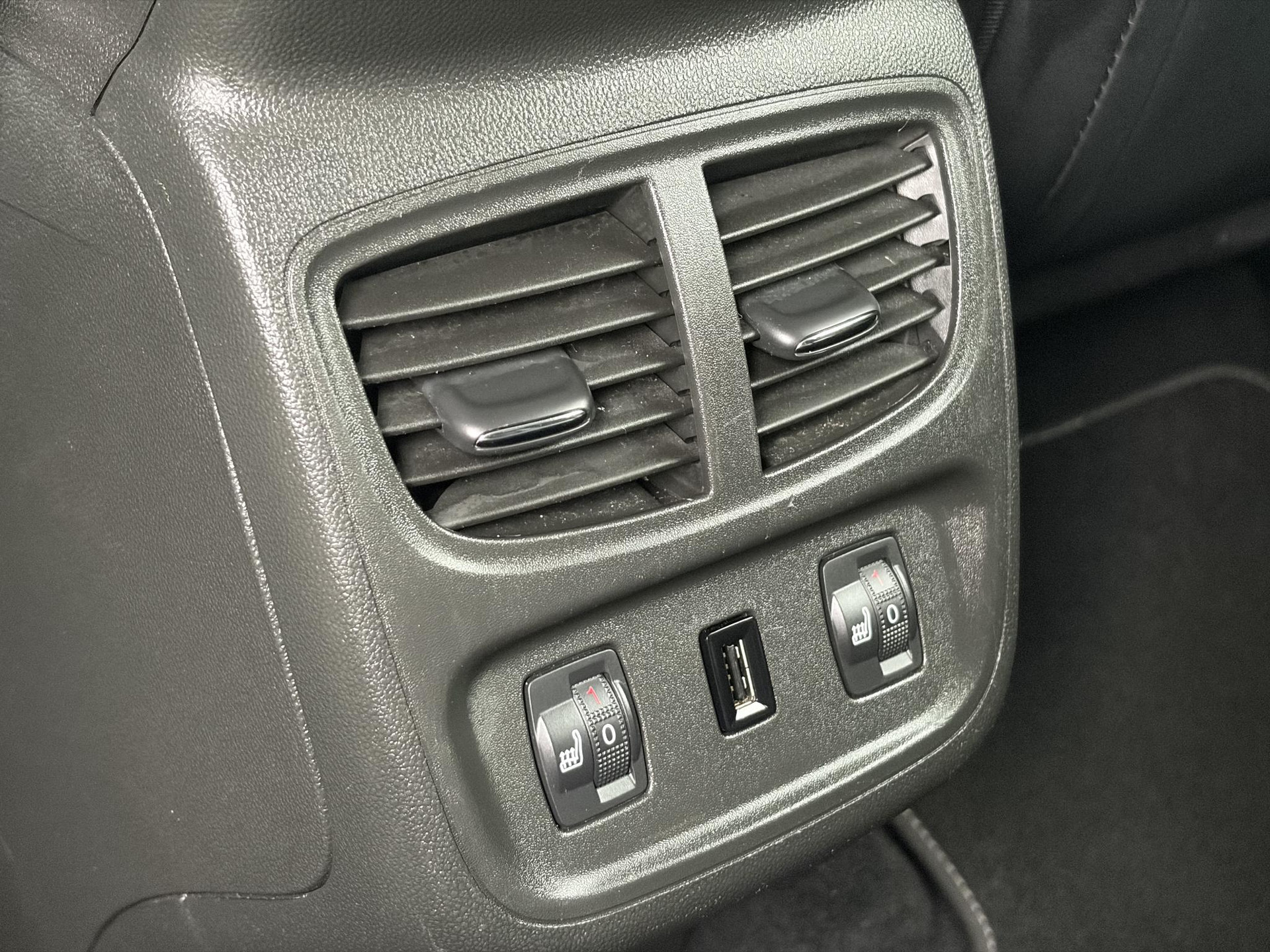 Opel Grandland X 1.2 Turbo Ultimate D-riem vv in 12-2024,1e Eigenaar,360° Camera,Trekhaak,131pk,6 Bak,Navi,Halfleder,Dodehoek,Rijstrooksensor,Keyless,Stoelverw,N.A.P,Apk tot 02-2027