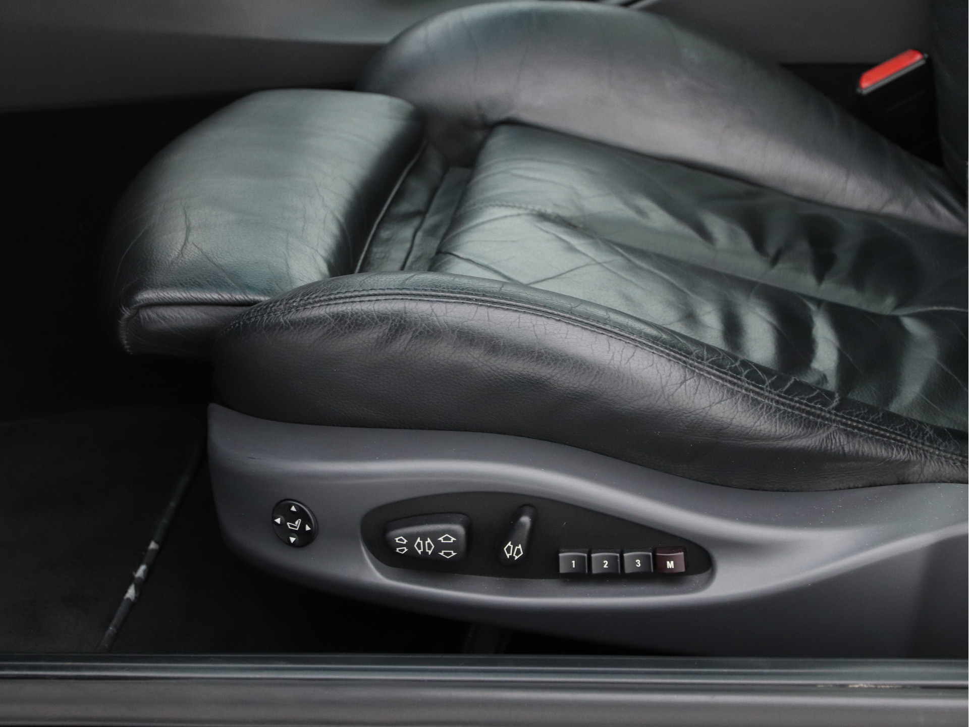 BMW 6-serie 645Ci S (⚠️) Aut. PANO | BI-XENON | DAKOTA-FULL-LEATHER | NAVI-FULLMAP | HIFI-SOUND | PDC | MEMORY-PACK |  ECC | CRUISE | CONTOUR-SPORT-SEATS | 19"ALU*