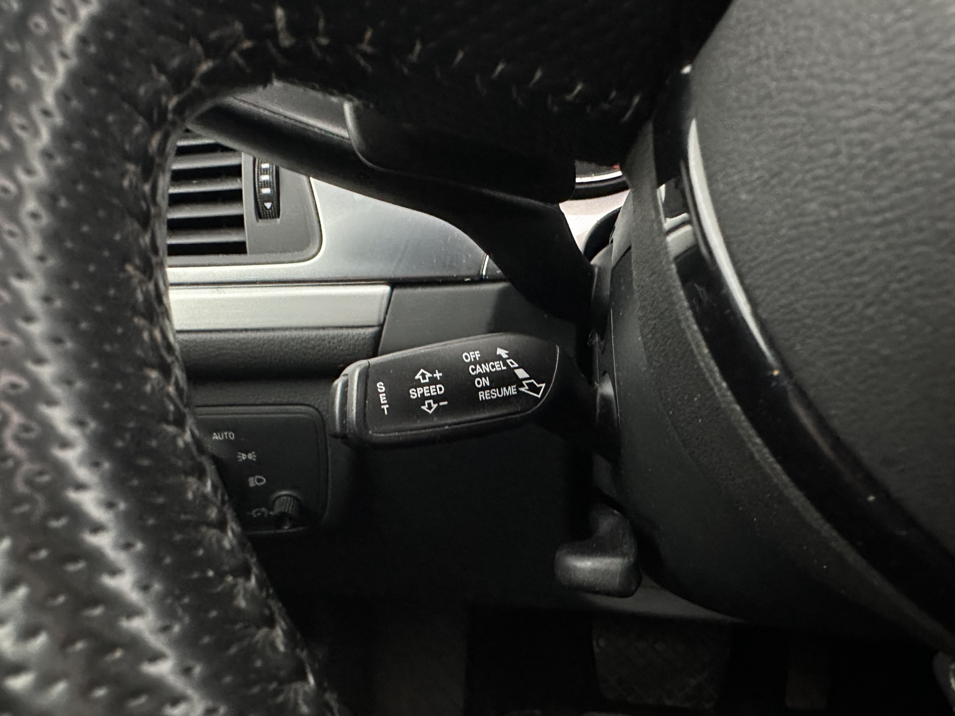 Audi A6 Limousine 2.0 TFSI S-Line Sportpack Pro Line Aut. *PANO | LEATHER-FABRIC | XENON | NAVI-FULLMAP | KEYLESS | SPORT-SEATS | ECC | PDC | CRUISE | TOWBAR | 19''ALU*