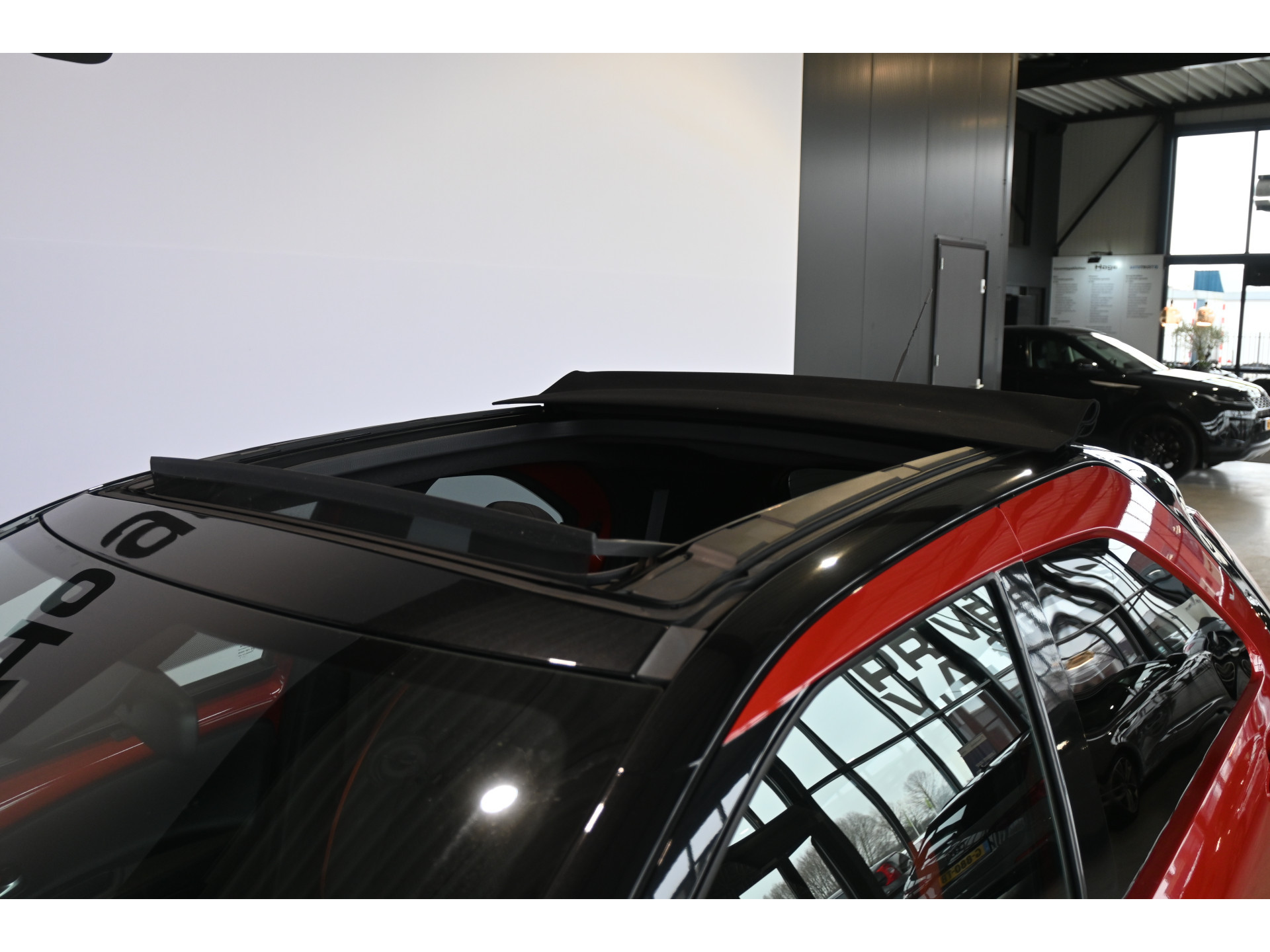 Toyota Aygo X 1.0 VVT-i MT Play Clima Carplay Panoramadak Camera LED Rijklaarprijs Inruil Mogelijk!