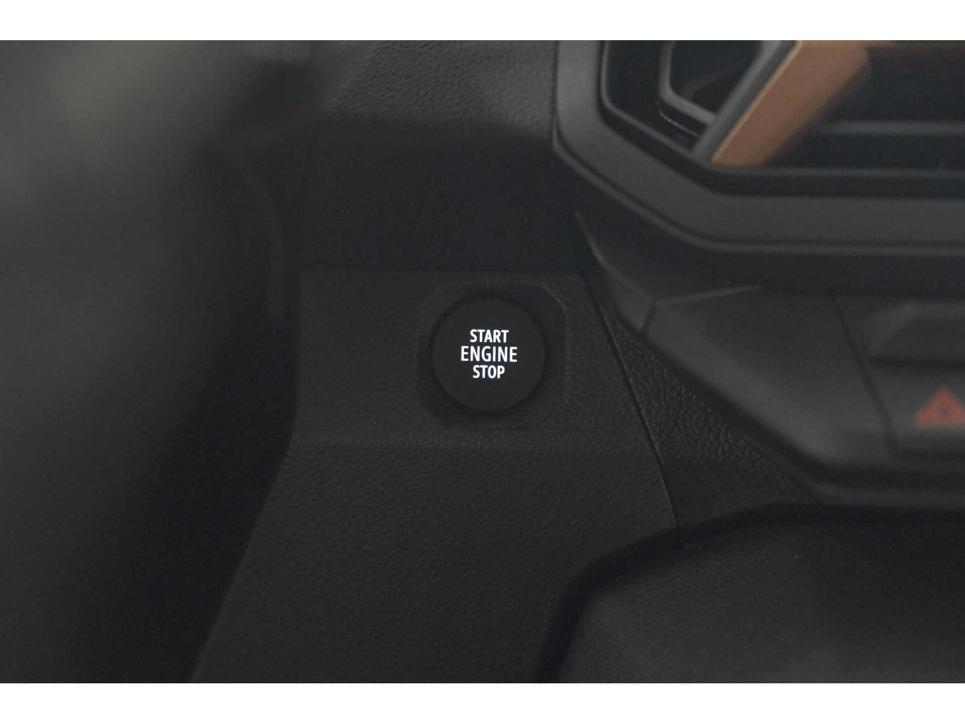 Dacia Duster Mild Hybrid 130 Extreme | Camera | Apple Carplay | Parkeersensoren | Stuurwielverwarming