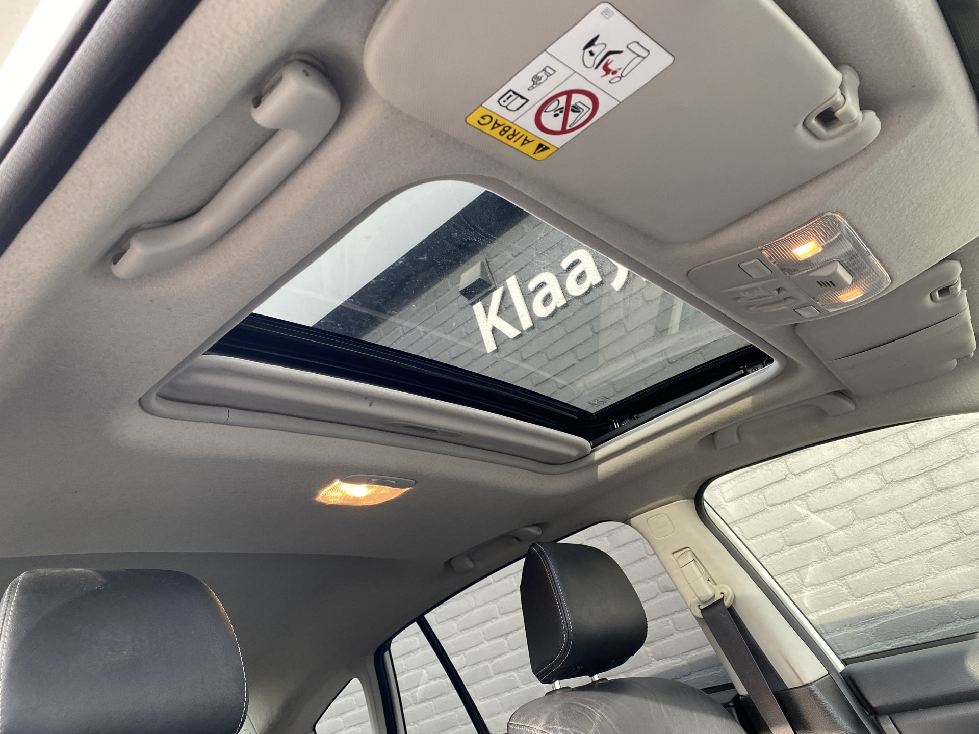 Subaru XV 2.0i Premium AWD 150 pk AUT. | dealer onderhouden | navigatie | leer | schuif-/kanteldak | cruise control | camera