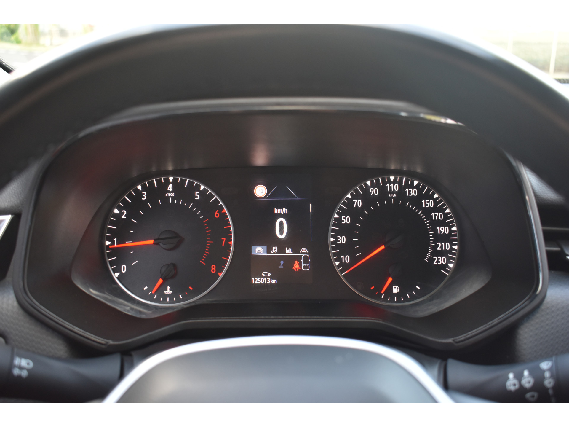 Renault Clio 1.0 TCe Bi-Fuel Zen G3 Gas dus super voordelig rijden 215,- per 3 maanden wegenbelasting Prijs incl. btw Gas kost 0,83 cent per liter