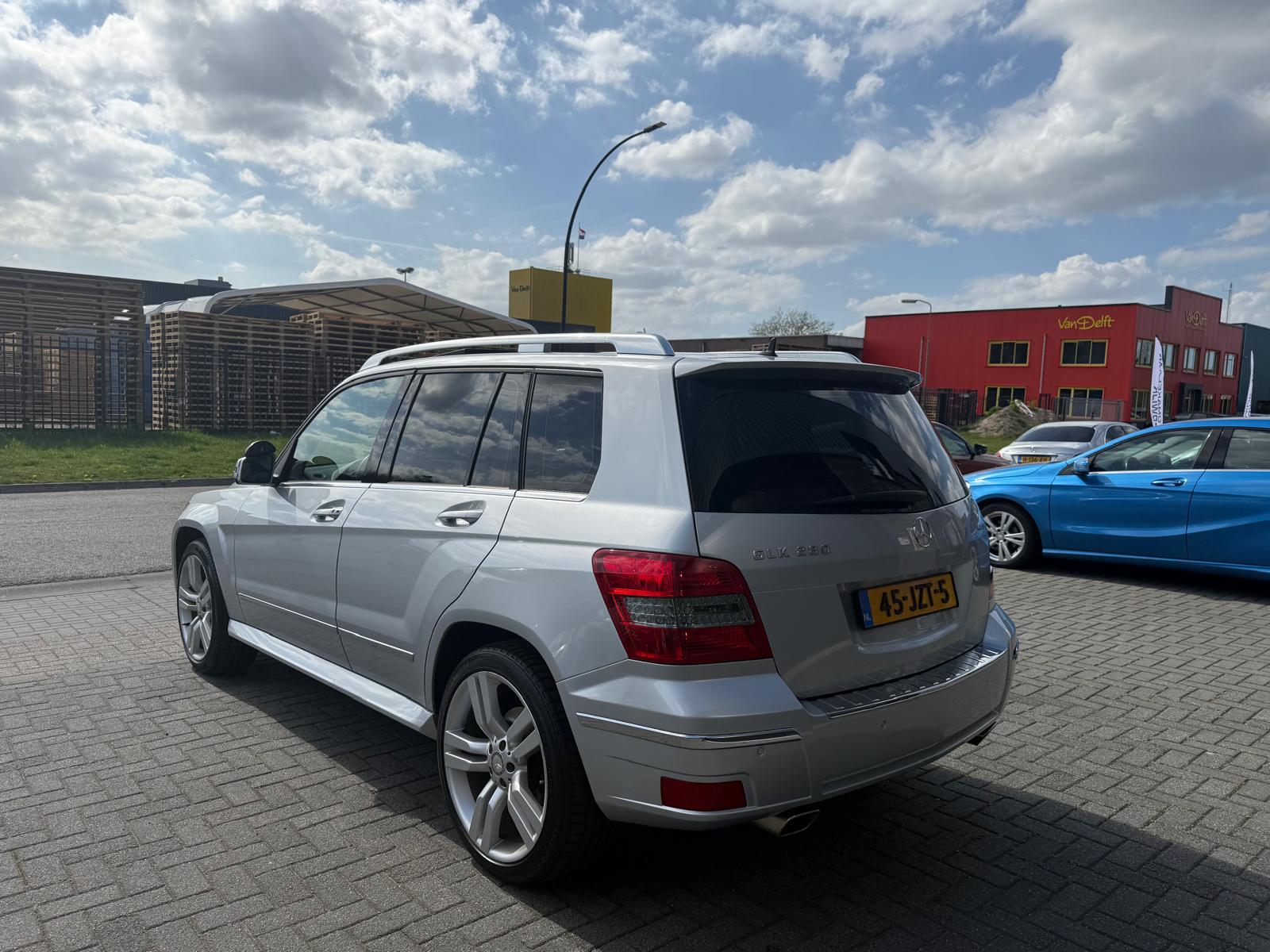 Mercedes-Benz GLK-klasse 280 4-Matic | 1E EIGENAAR | 3/6/12MND GARANTIE | NL-AUT | PANO | XENON | CRUISE | HARMAN-KARDON | NAVI |