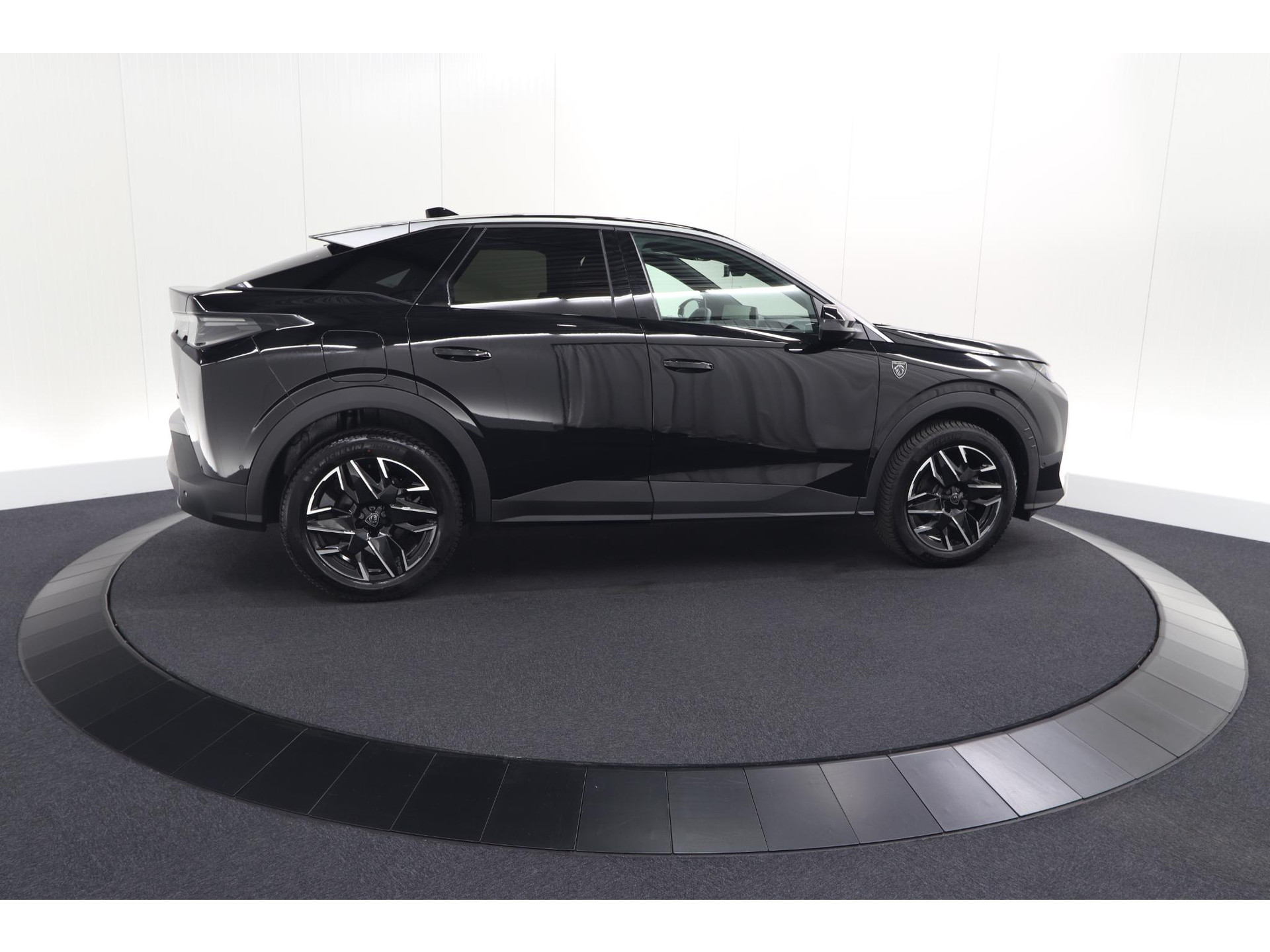 Peugeot 3008 1.2 Hybrid 145 GT | 360 Camera | Adaptieve Cruise Control | Stoelen Pakket | Elektrische Kofferklep