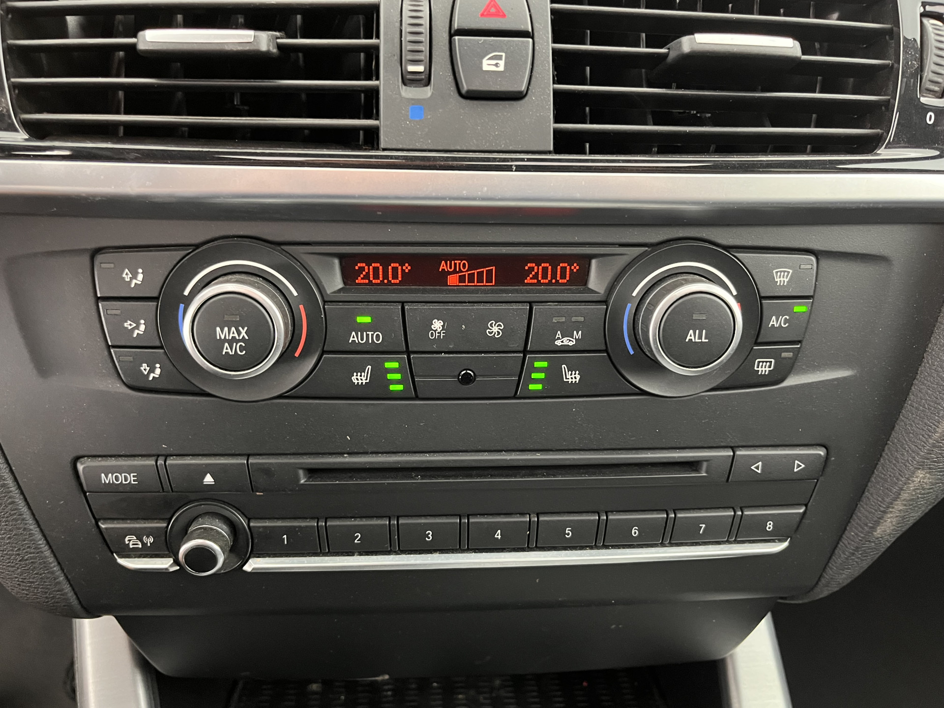 BMW X3 XDrive35d M-Sport (⚠️) *AUT | PANO | NEVADA-FULL-LEATHER | BI-XENON | KEYLESS  | NAVI-FULLMAP | DAB | SHIFT-PADDLES | CRUISE | MEMORY-PACK | HEAD-UP | LANE-ASSIST | SPORT-SEATS | TOWBAR | 18"ALU*