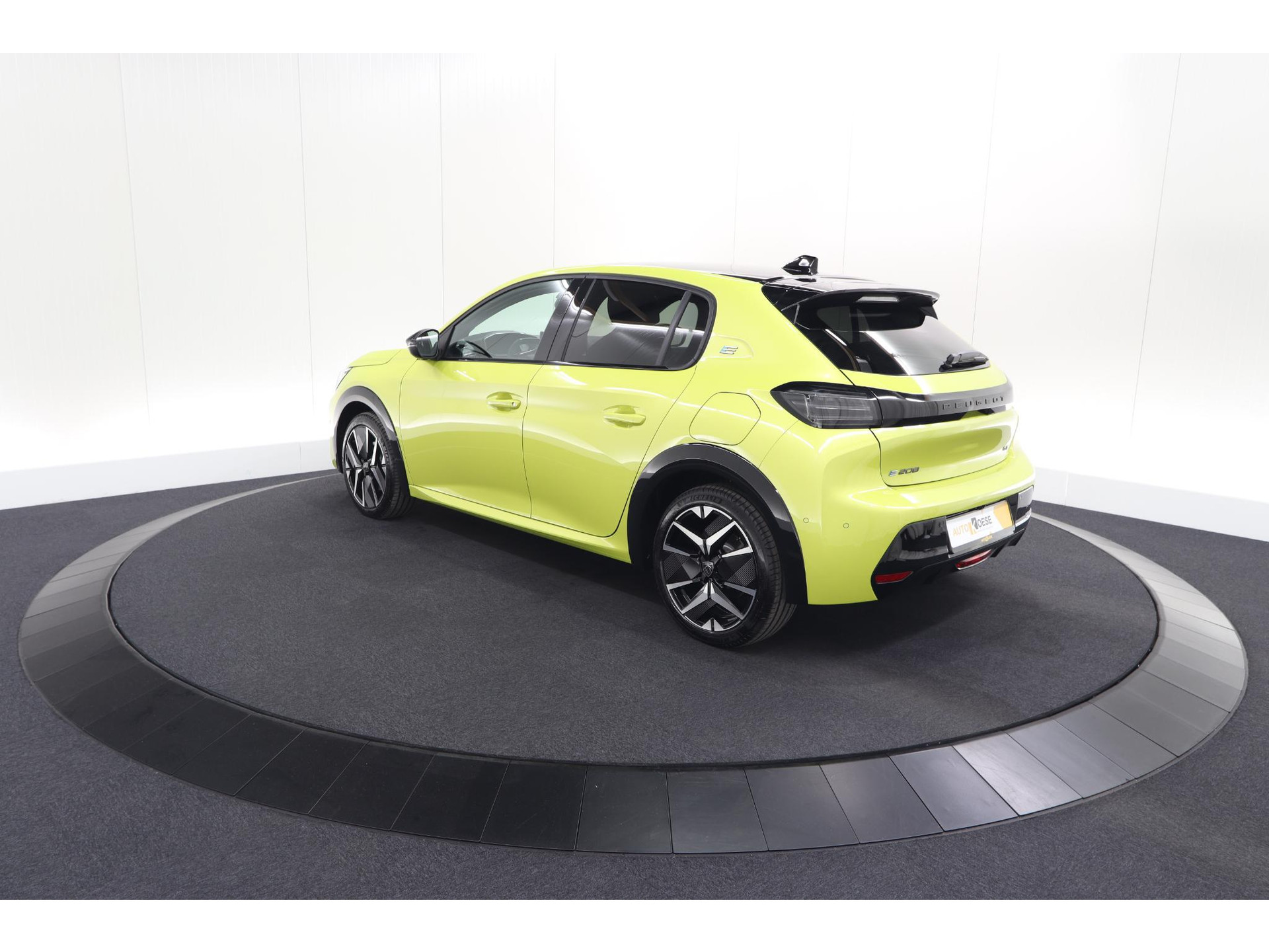 Peugeot e-208 EV GT 51 kWh | 360 Camera | Adaptieve Cruise Control Stop & Go | Alcantara Pakket