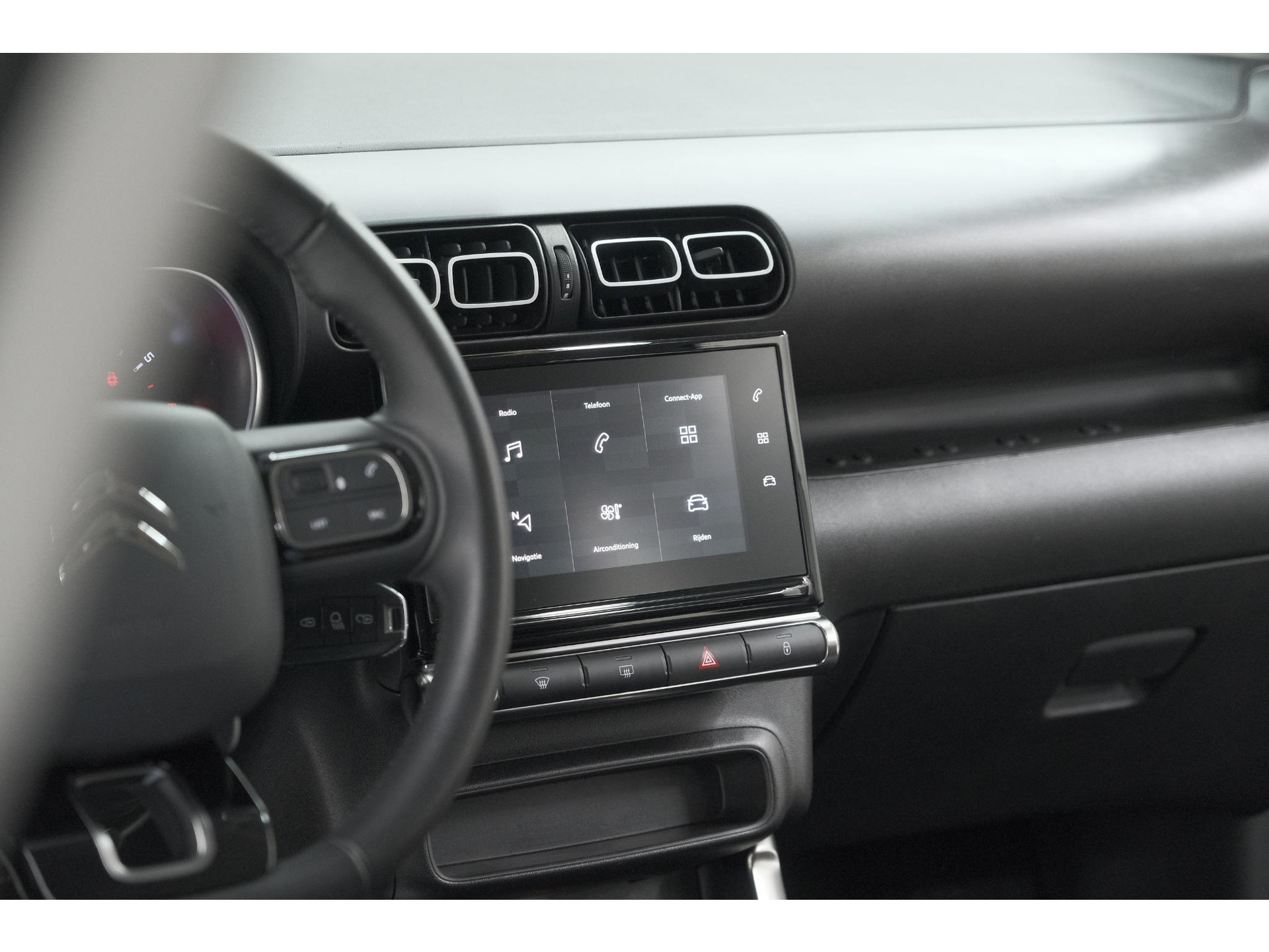 Citroen C3 Aircross PureTech 130 EAT6 Plus | Stoelverwarming | Apple Carplay | Parkeersensoren