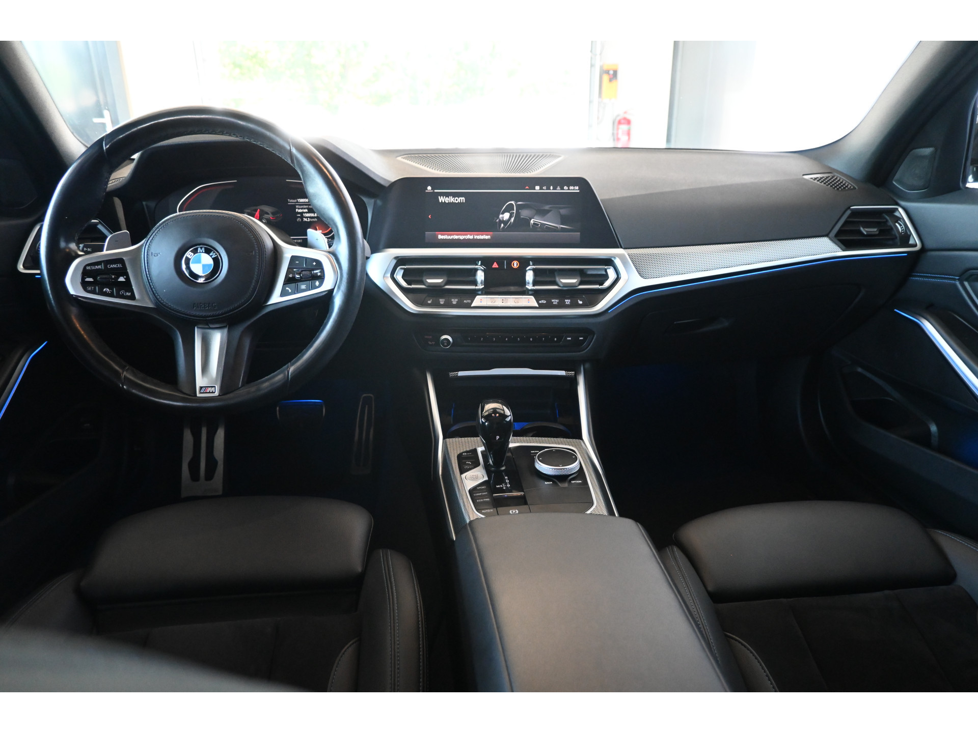 BMW 3-serie Touring 320i Automaat Business Edition Plus M-Pakket Navigatie LED Panoramadak Goed Onderhouden! Inruil Mogelijk!