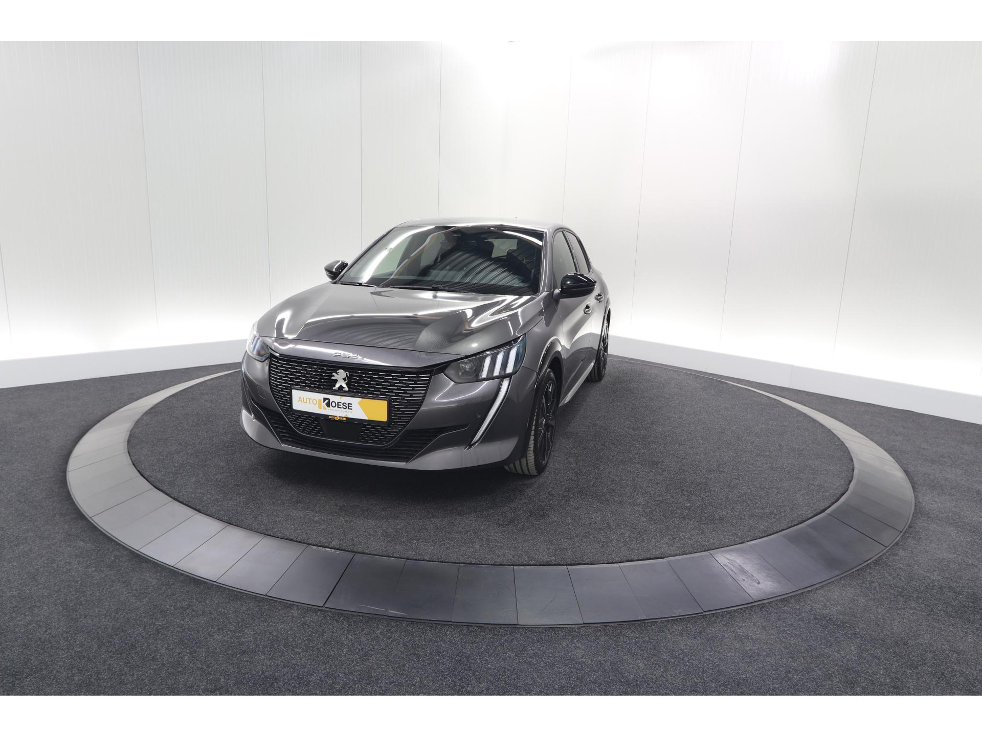 Peugeot 208 PureTech 100 GT | Camera | Adaptieve Cruise Control | Navigatie | Apple Carplay