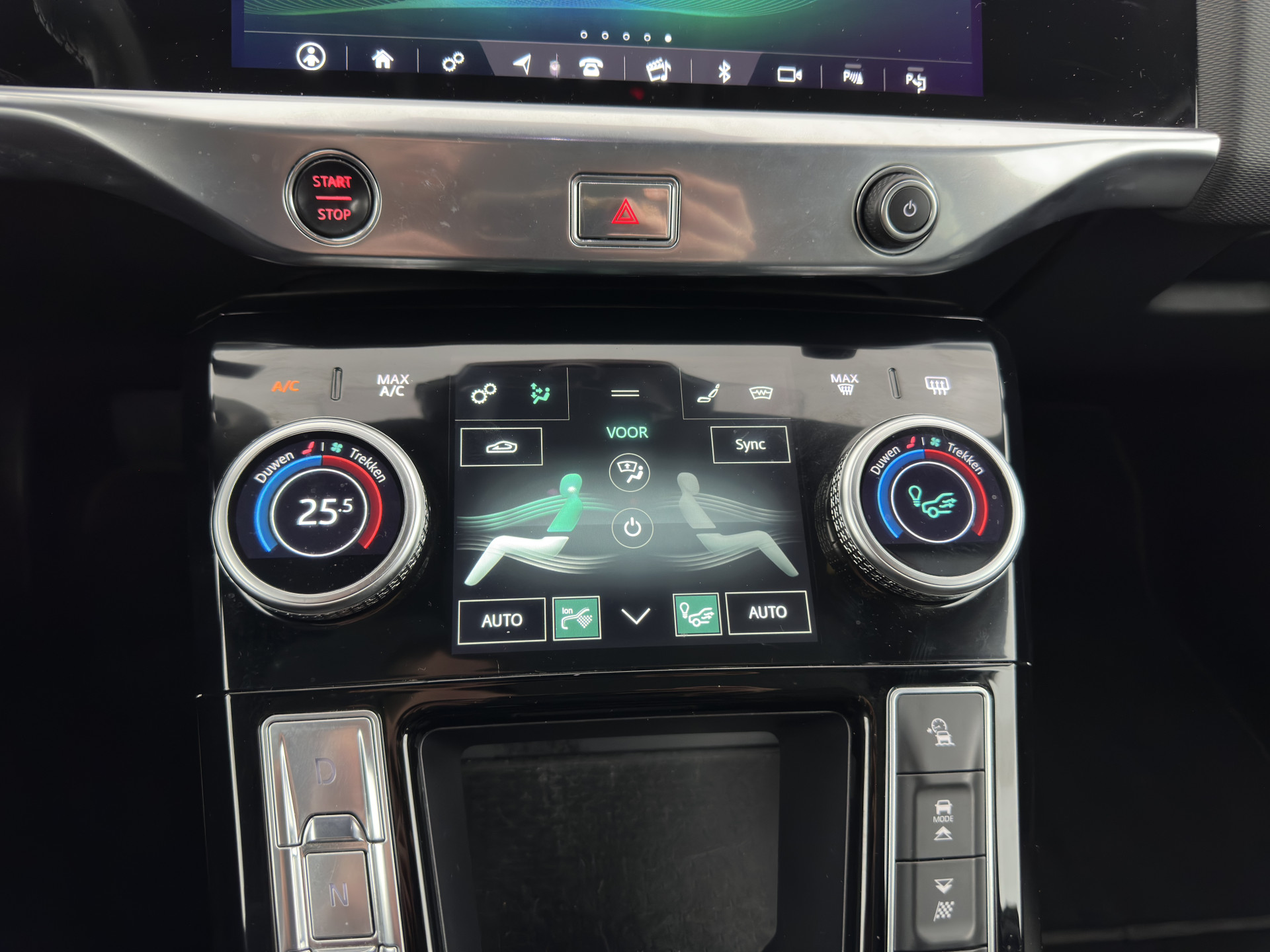 Jaguar I-PACE EV400 HSE 90 kWh AWD (INCL-BTW) *PANO | LEATHER | FULL-LED | MERIDIAN-AUDIO | TOP-VIEW | MEMORY-PACK | BLIND-SPOT | DIGI-COCKPIT | KEYLESS | DAB+ | NAVI-FULLMAP | ECC | HEATED-COMFORTSEATS | PDC | CCS-FASTLOADER