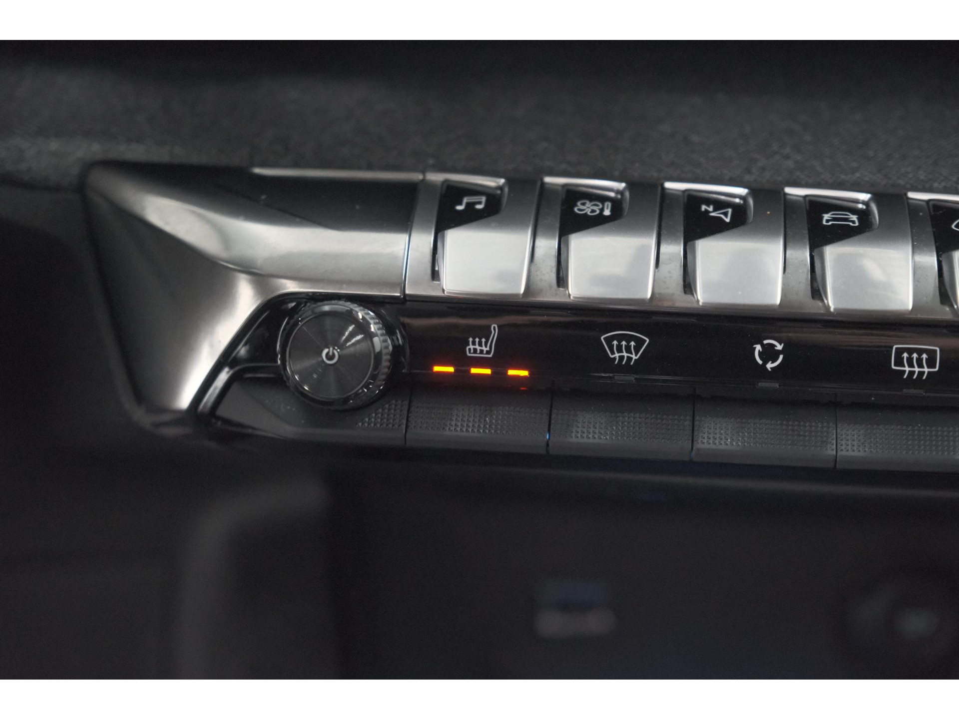 Peugeot 3008 PureTech 130 EAT8 Blue Lease Premium | Elektrische Kofferklep | Dodehoekdetectie | Stoelen-Pakket