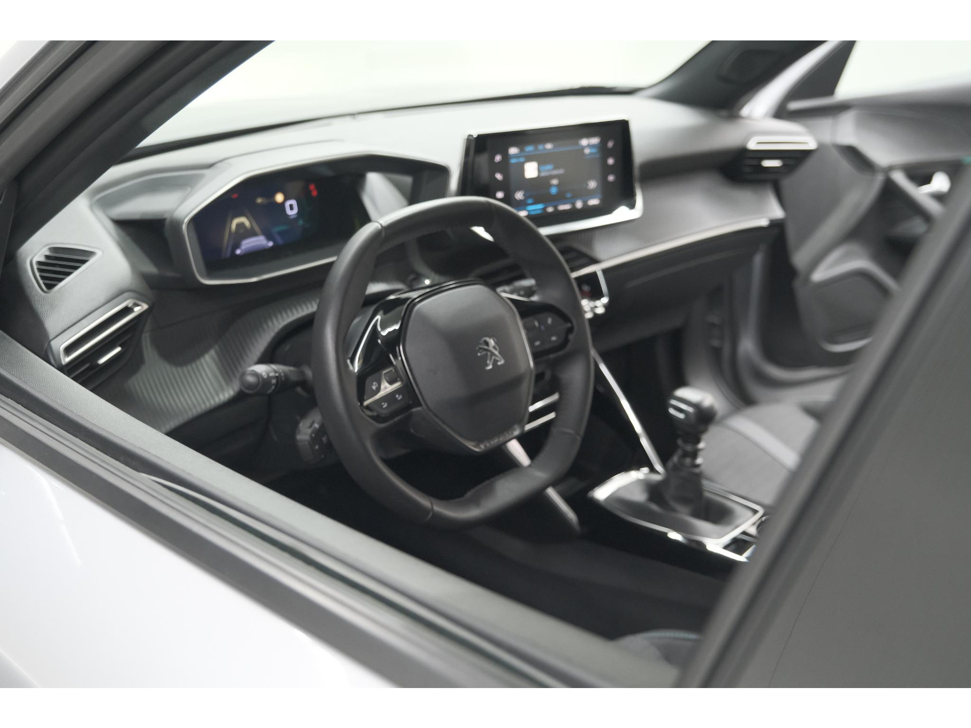 Peugeot 2008 PureTech 130 Allure Pack | Camera | Adaptieve Cruise Control | Apple Carplay | Stoelverwarming