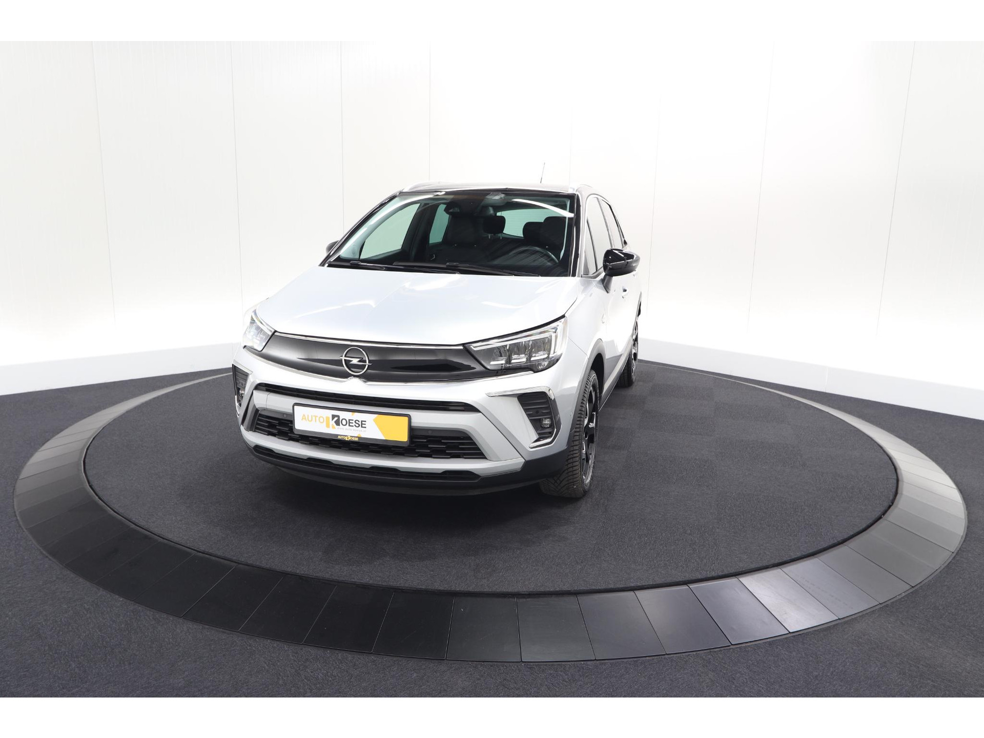 Opel Crossland 1.2 Turbo Ultimate | Camera | Dodehoekdetectie | Comfort Pakket | Apple Carplay