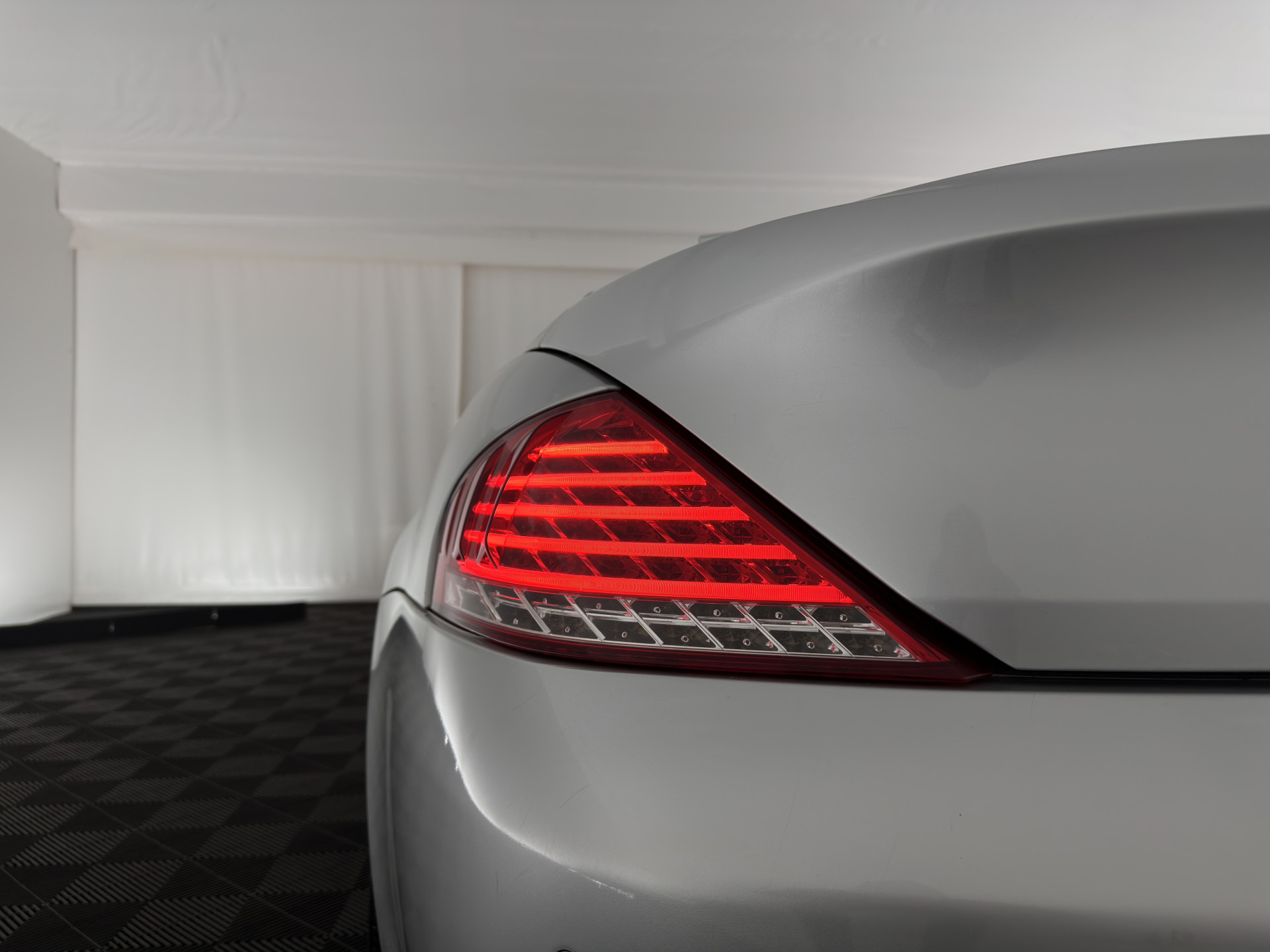 BMW 6-serie Cabrio 650i Aut. *LEATHER | BI-XENON | MEMORY-PACK | SHIFT-PADDLES | HEATED-SPORTSEATS | KEYLESS | NAVI-FULLMAP | ECC | HEAD-UP | PDC | CRUISE | AIRSCARF | 19''ALU*