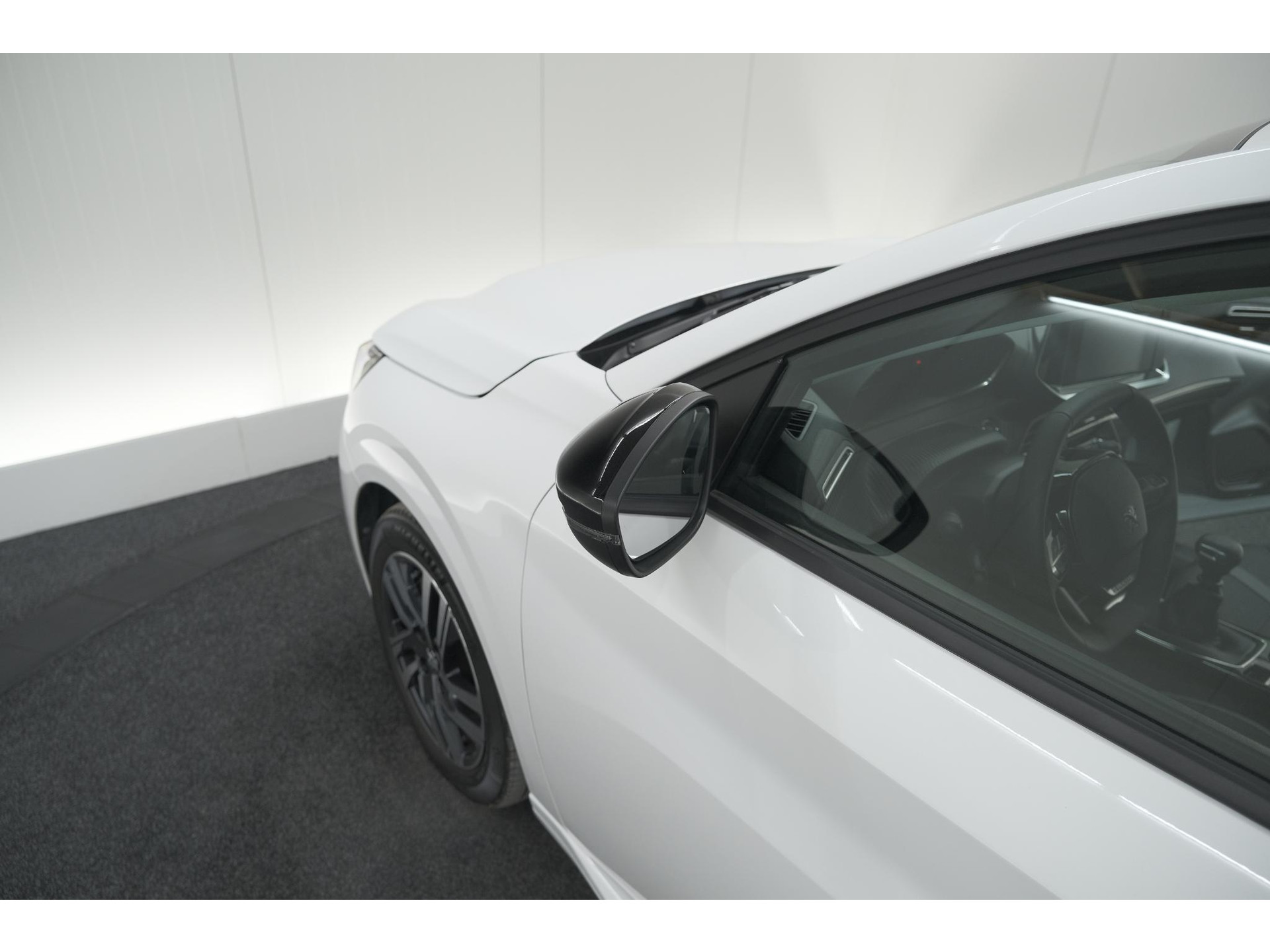 Peugeot 208 PureTech 100 Allure Pack | Camera | Apple Carplay | Stoelverwarming | Parkeersensoren