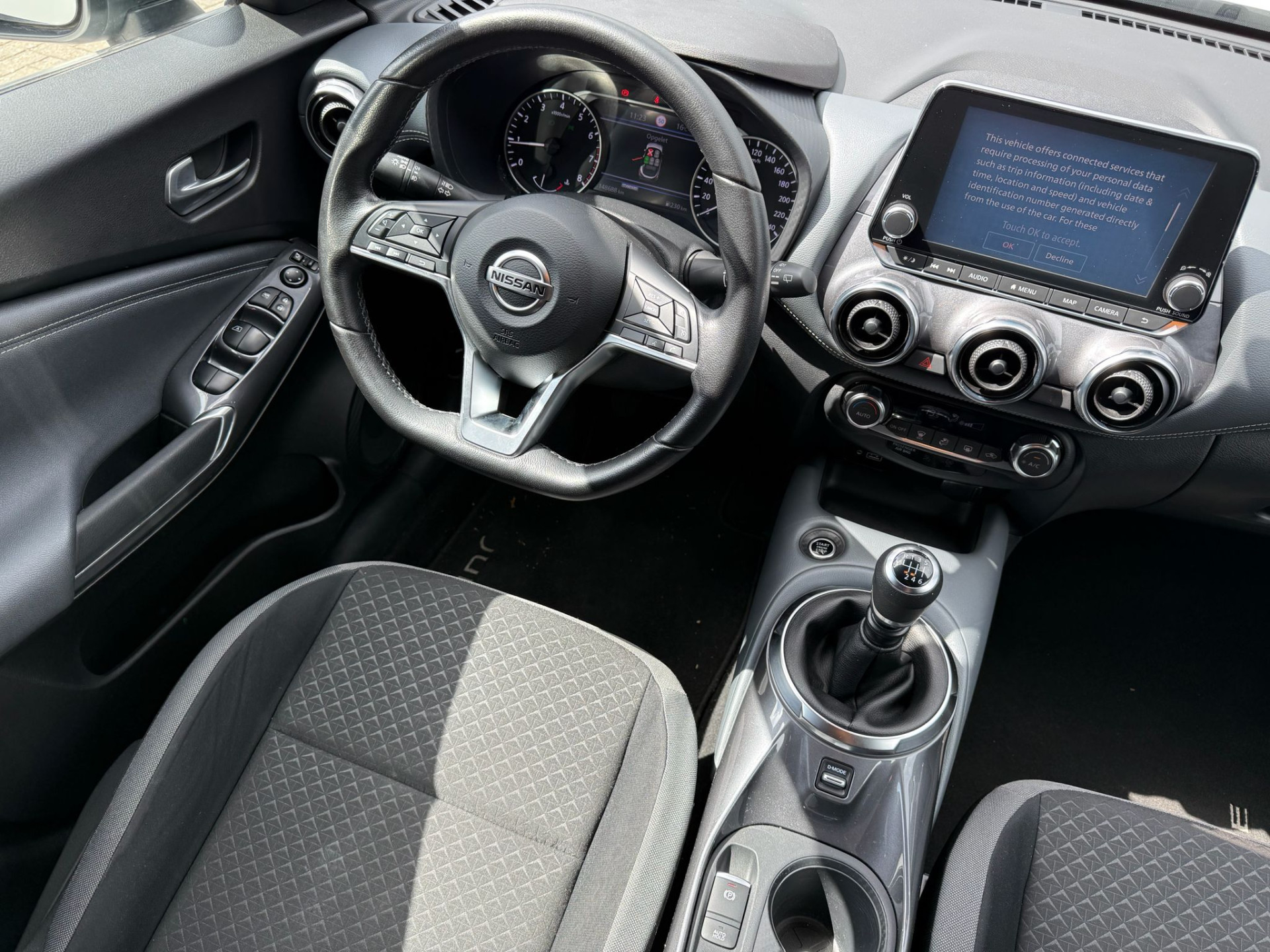 Nissan Juke 1.0 DIG-T N-Connecta | 2E EIGENAAR | 3/6/12MND GARANTIE | 19INCH | NAVI | LED | CARPLAY | CRUISE |